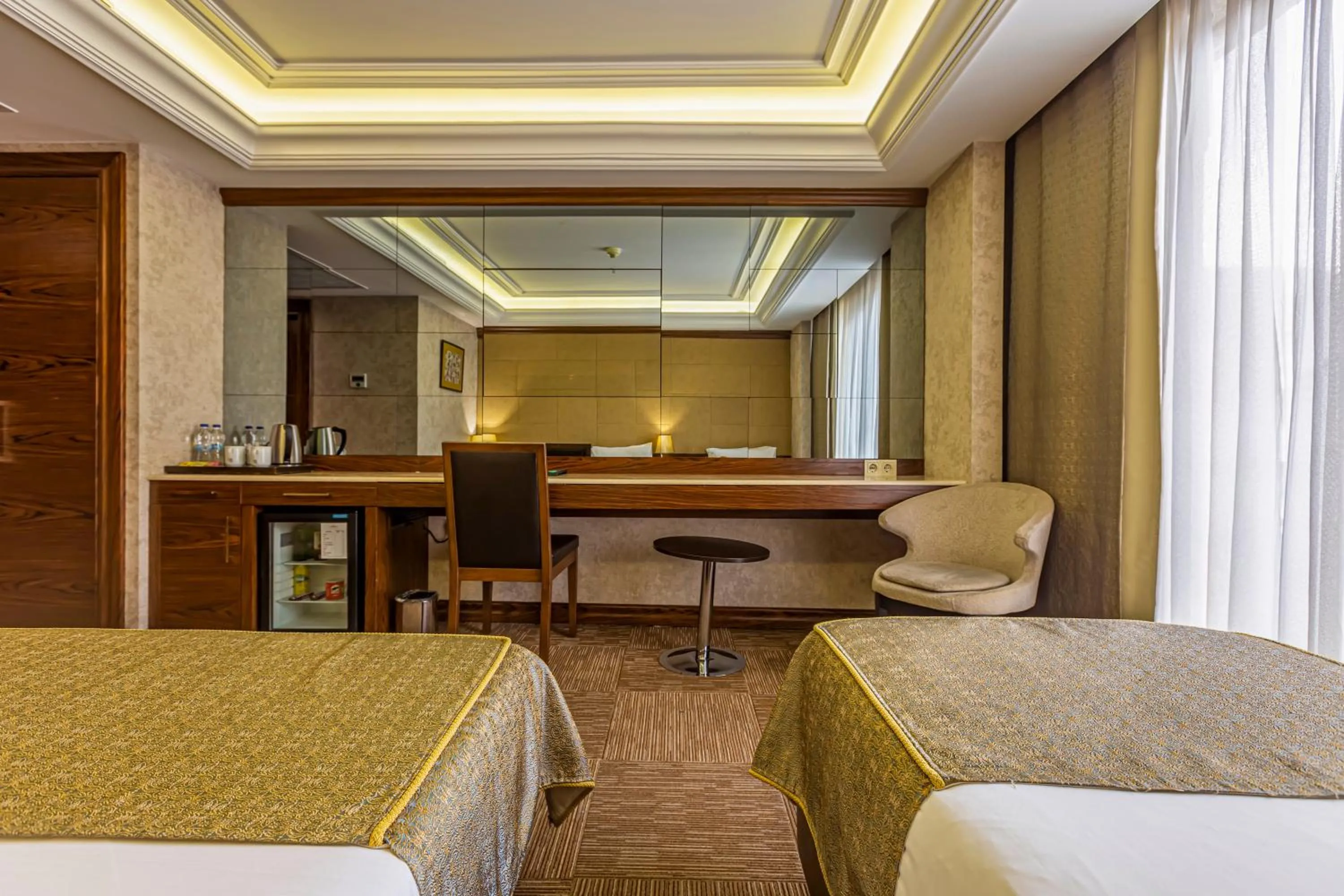 Bed in Eurostar Old City Hotel & Spa