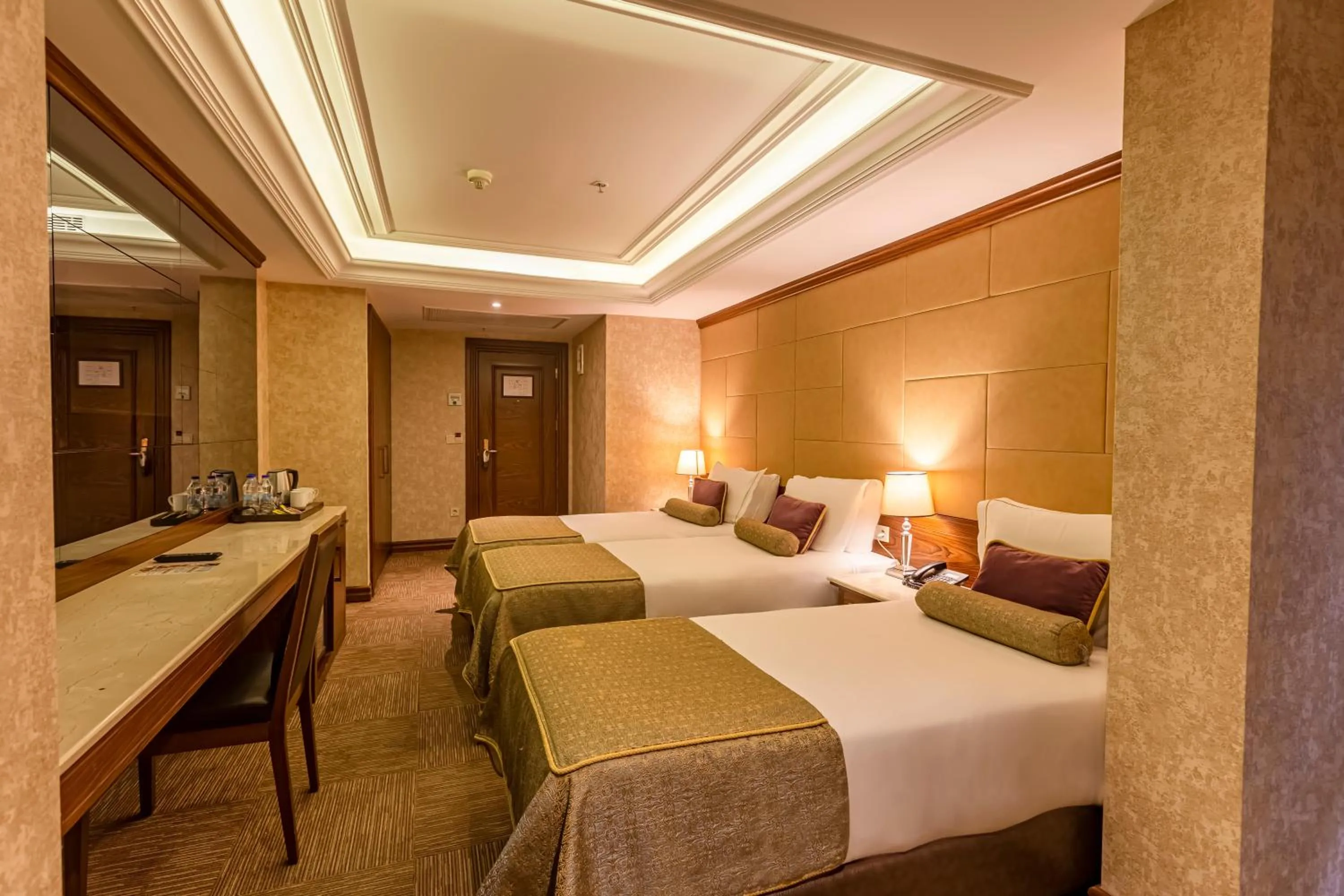 Bed in Eurostar Old City Hotel & Spa