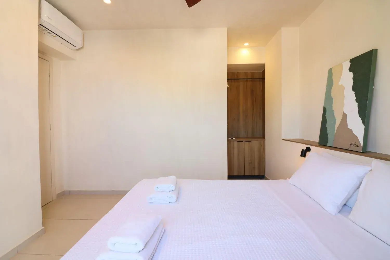 Bed in Philoxenia Apartments Bed in Philoxenia Apartments