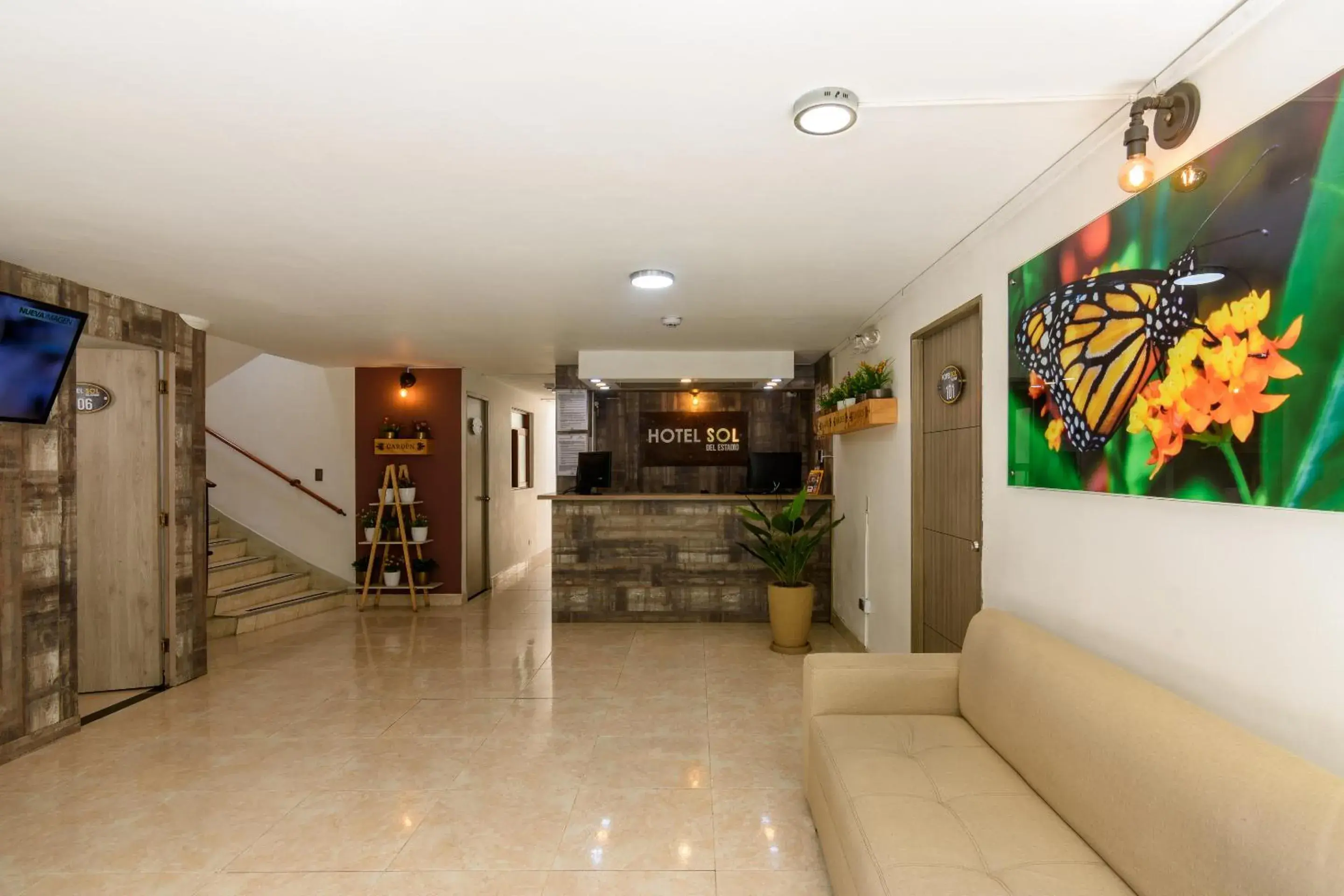 Lobby or reception in Hotel Sol del Estadio Lobby or reception in Hotel Sol del Estadio