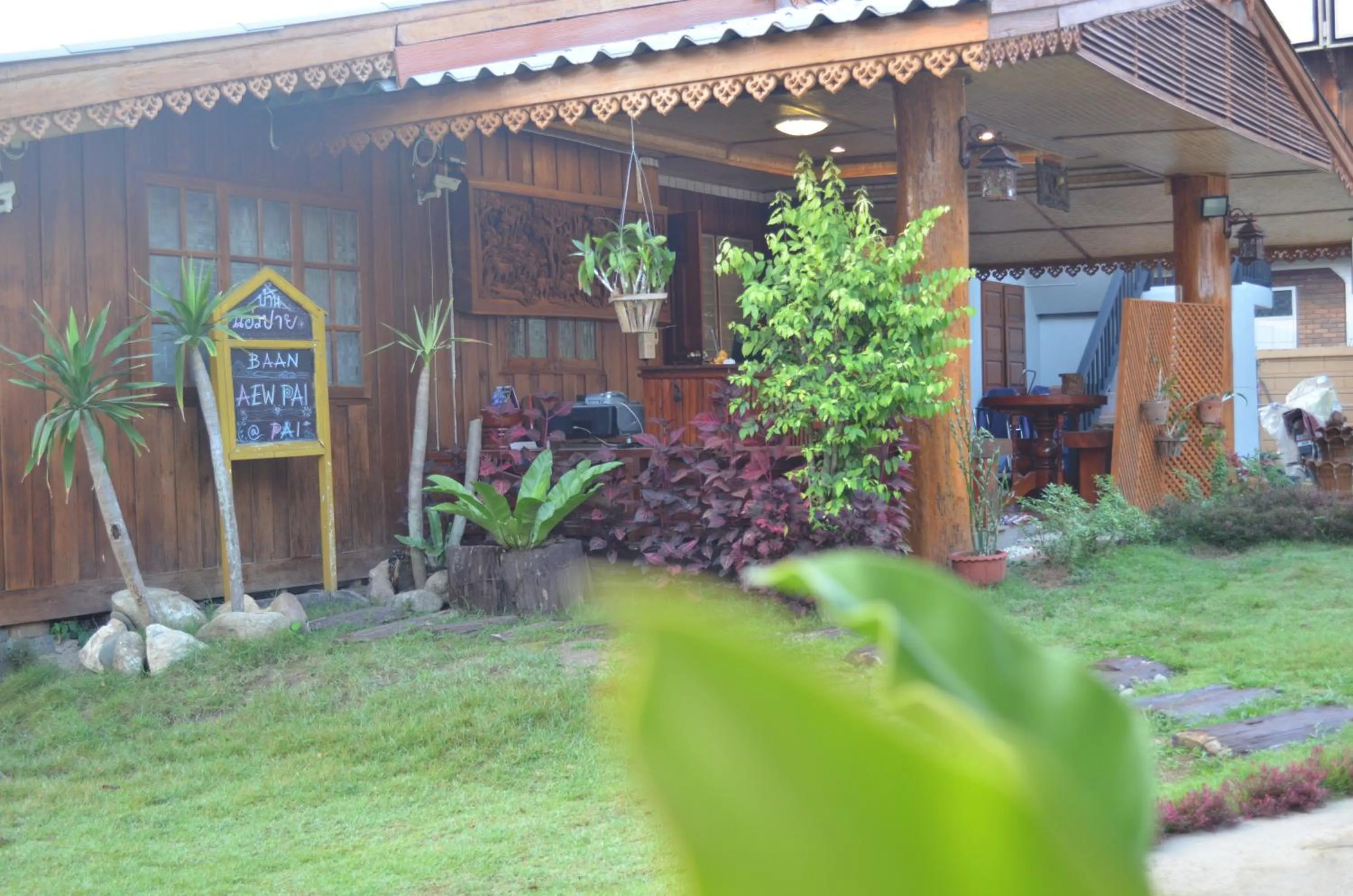 Facade/entrance in Baan Aew Pai