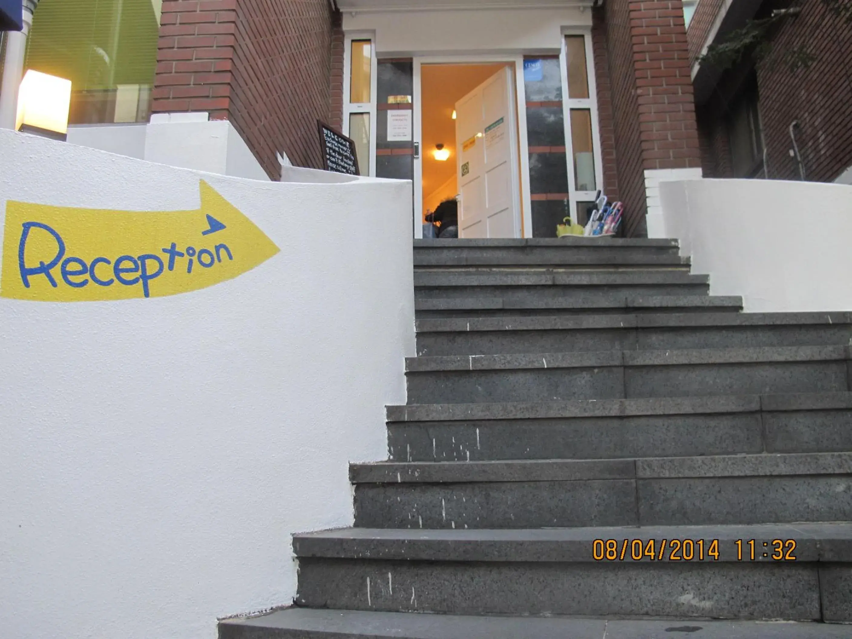 Facade/entrance in DW Design Residence Facade/entrance in DW Design Residence