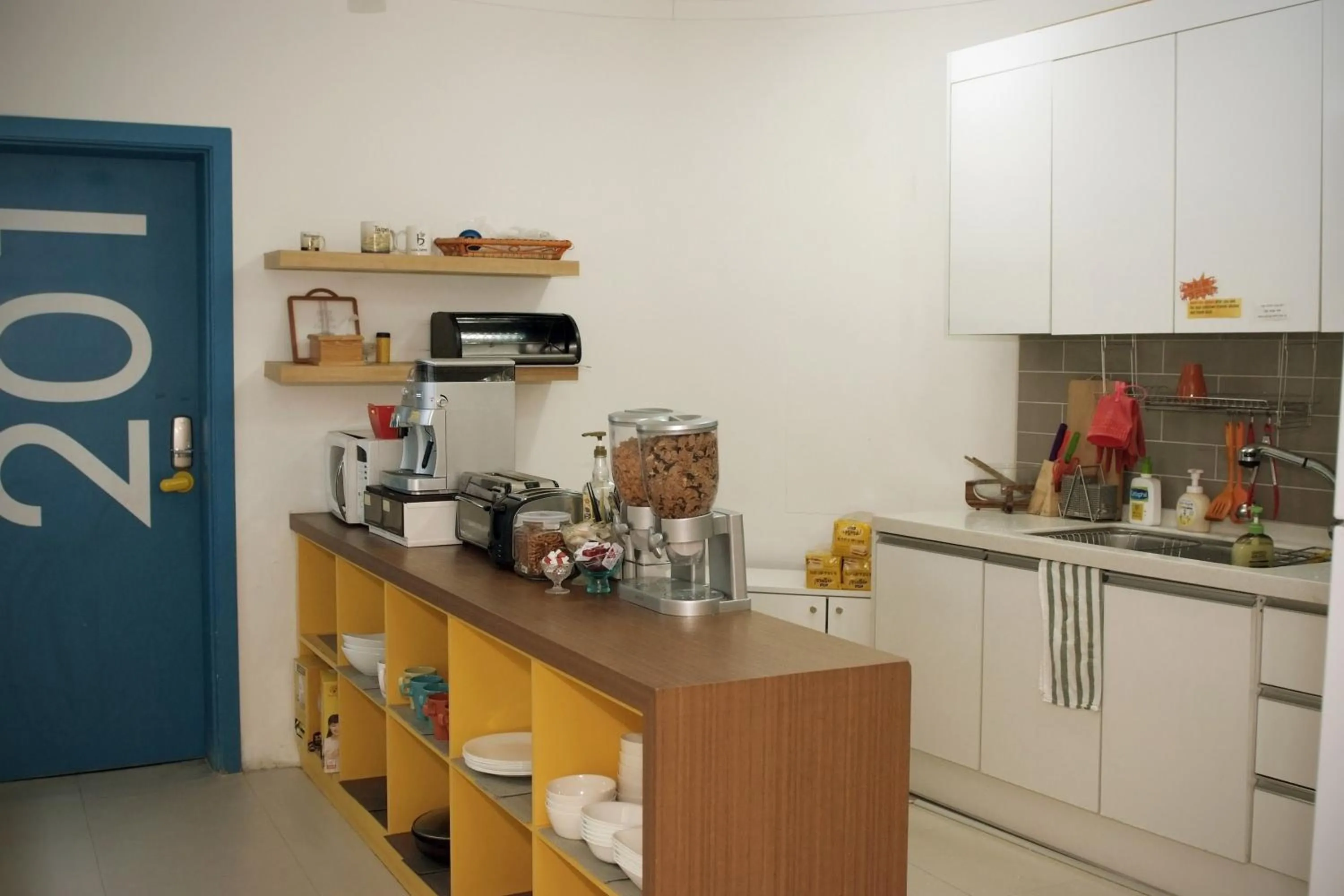 Food and drinks in DW Design Residence