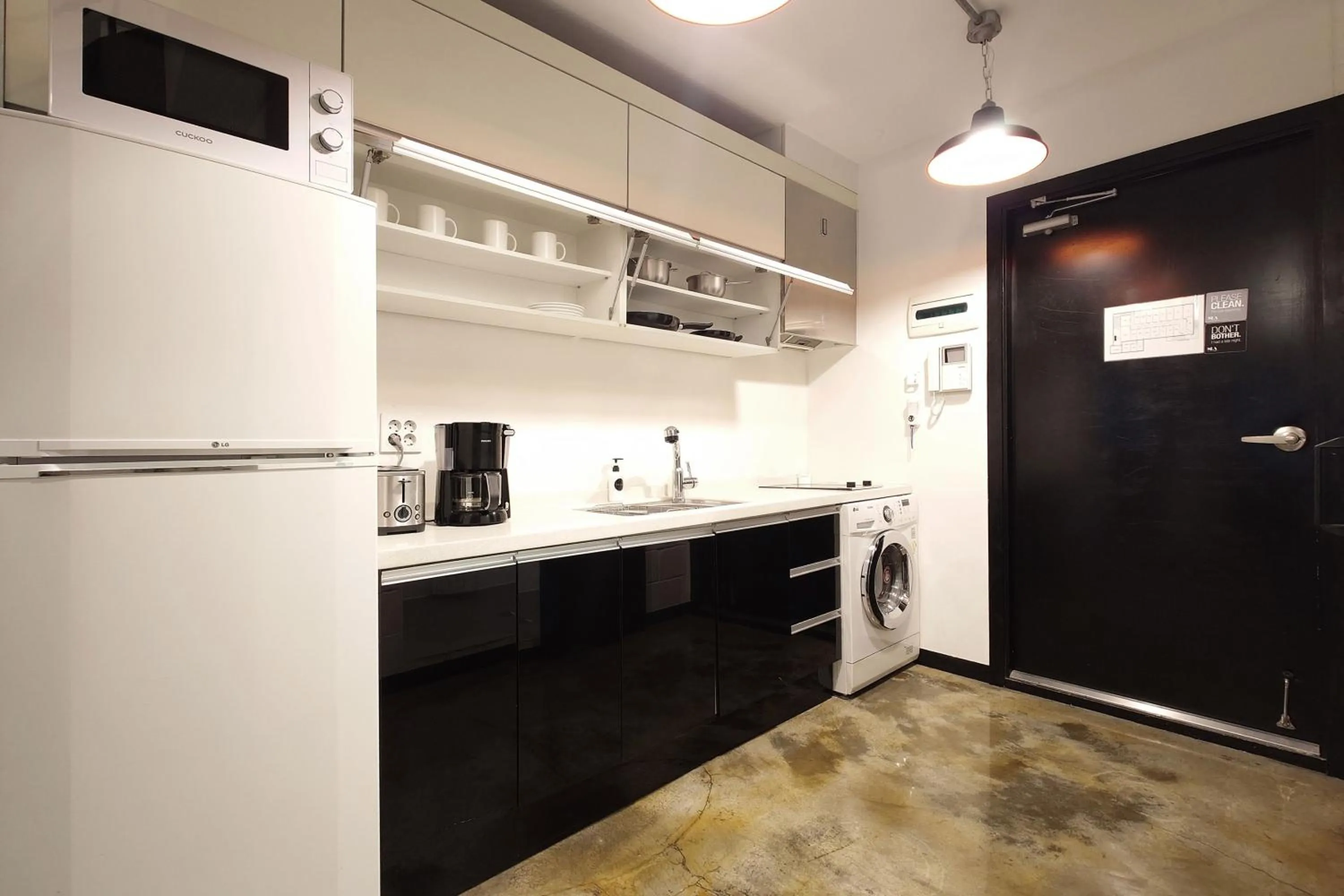 Kitchen or kitchenette in Seoul Loft Apartments - SLA 7 Night Minimum
