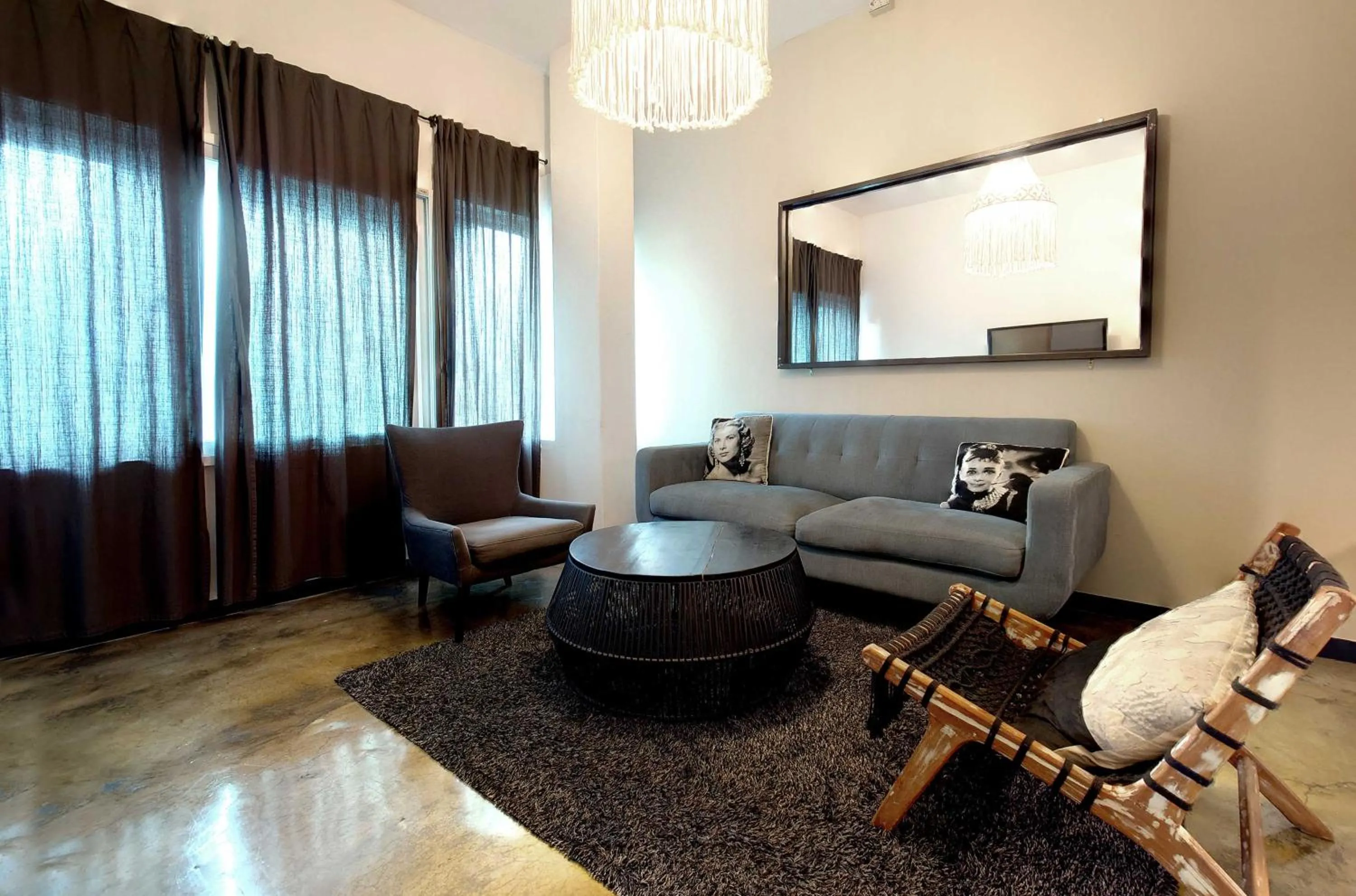 Living room in Seoul Loft Apartments - SLA 7 Night Minimum