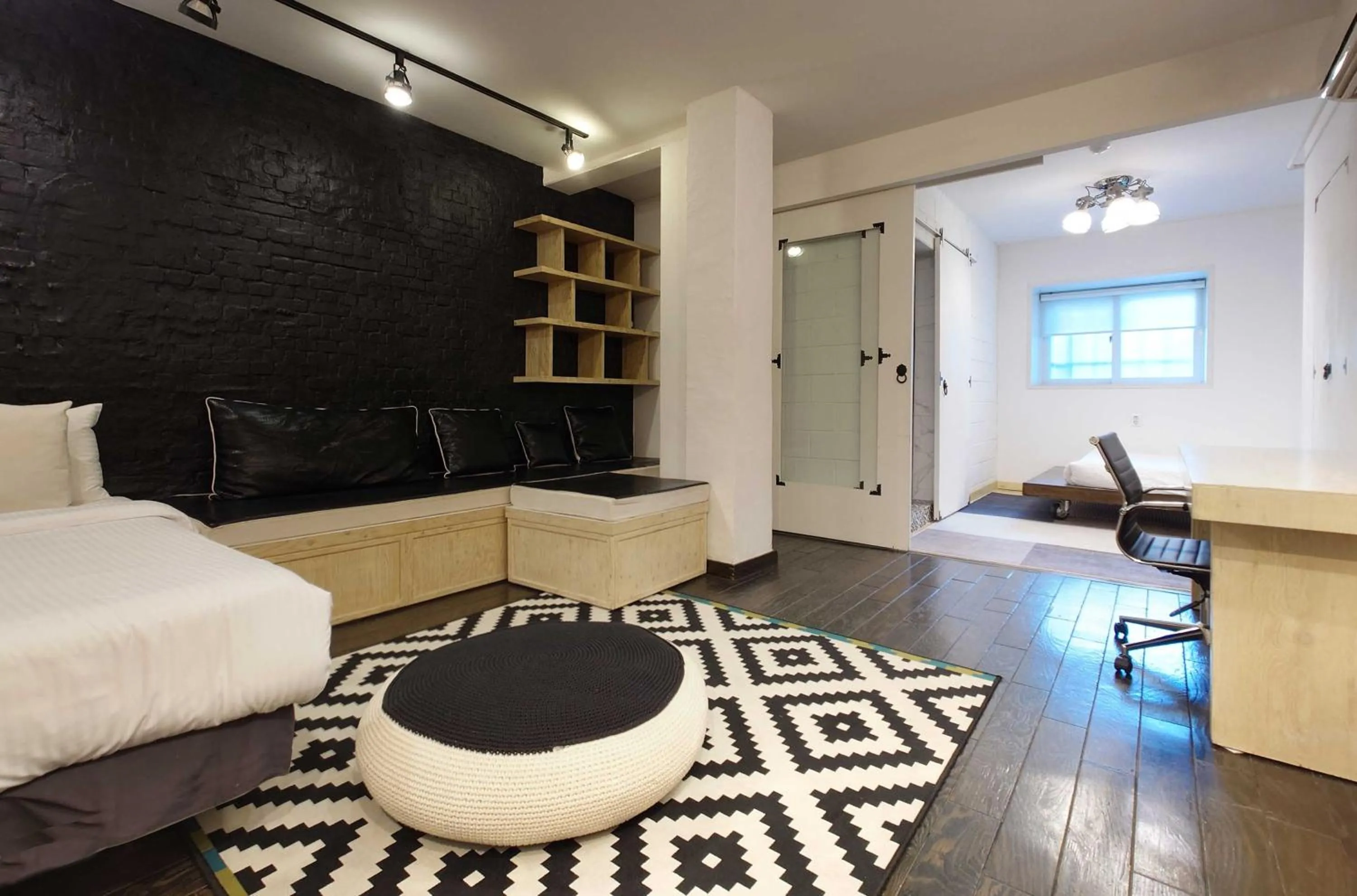 Living room in Seoul Loft Apartments - SLA 7 Night Minimum