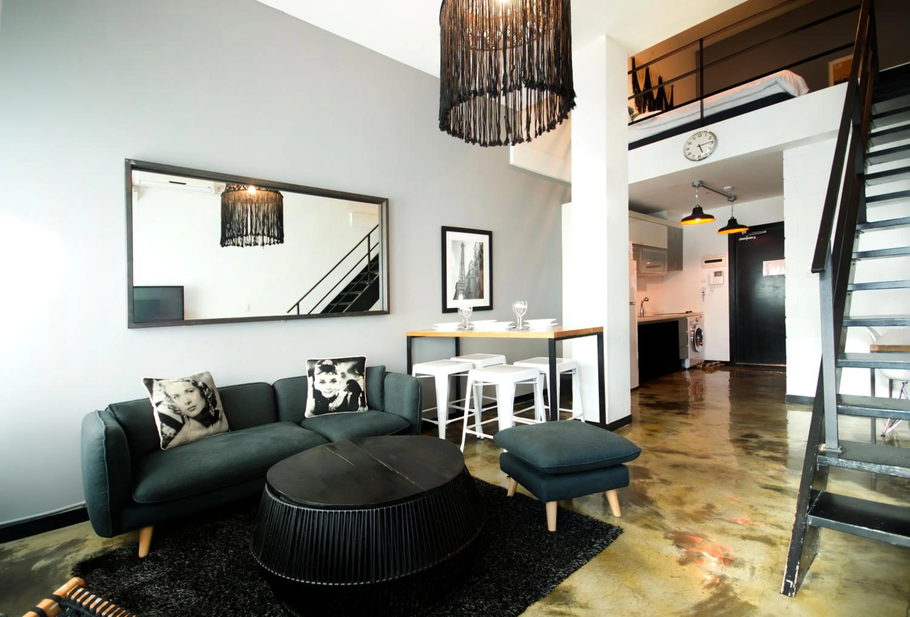 Seating area in Seoul Loft Apartments - SLA 7 Night Minimum