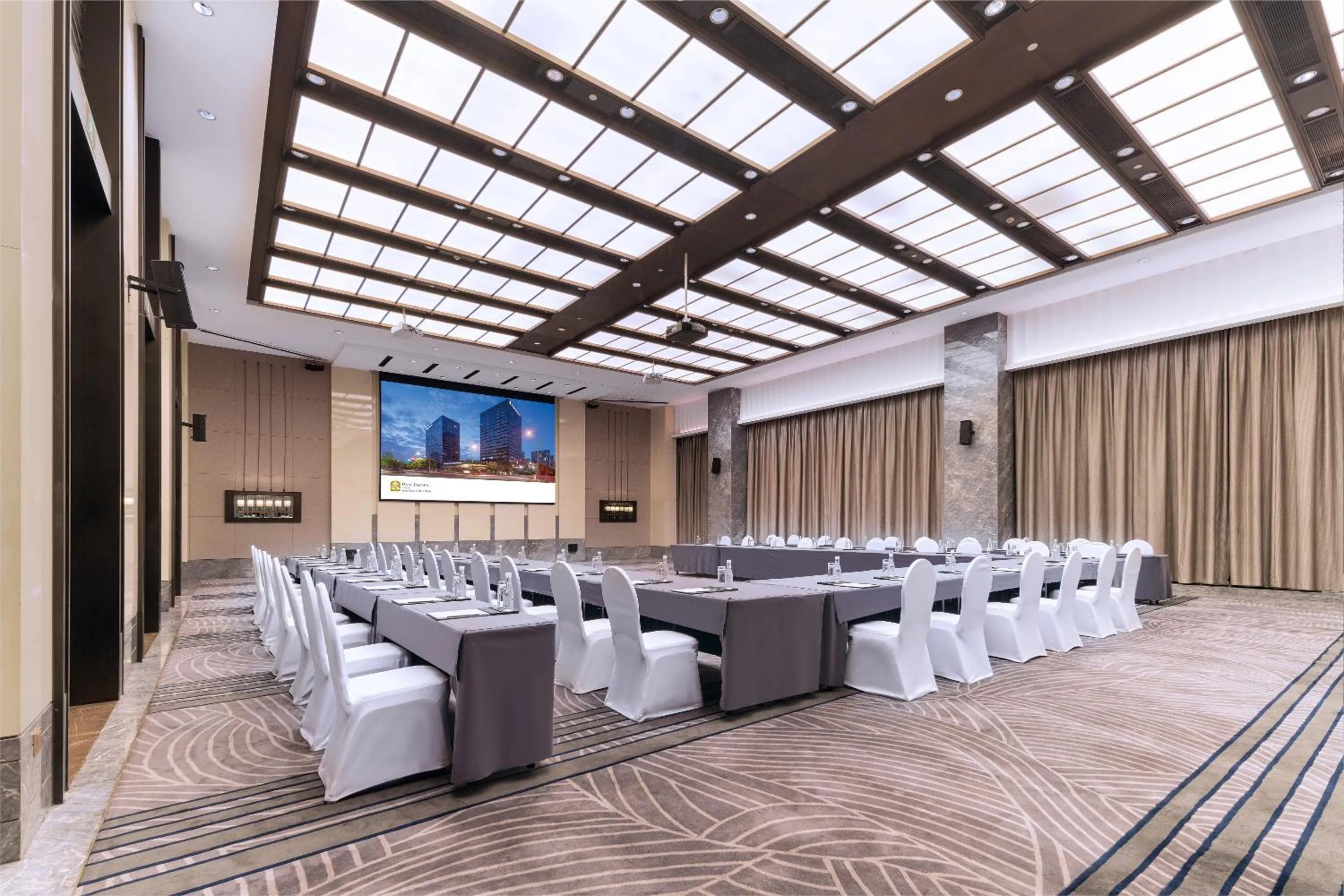 Meeting/conference room in Pan Pacific Serviced Suites Ningbo