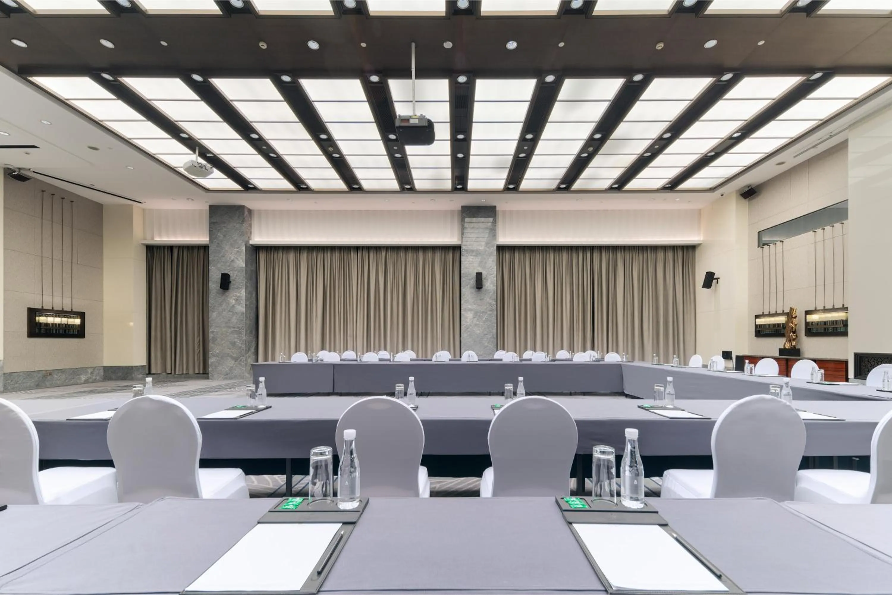 Pan Pacific Serviced Suites Ningbo