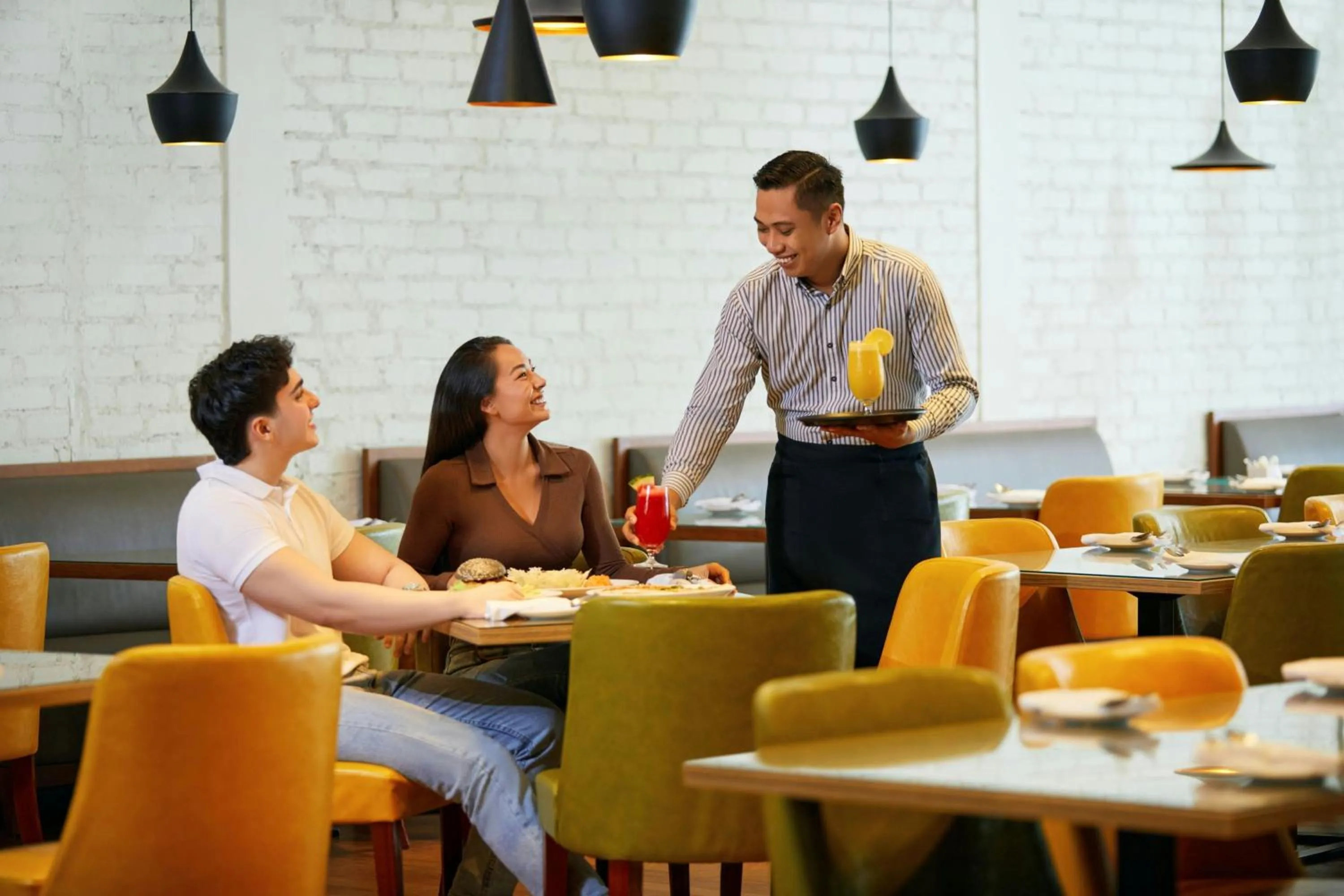 Restaurant/places to eat in Renaissance Johor Bahru Hotel