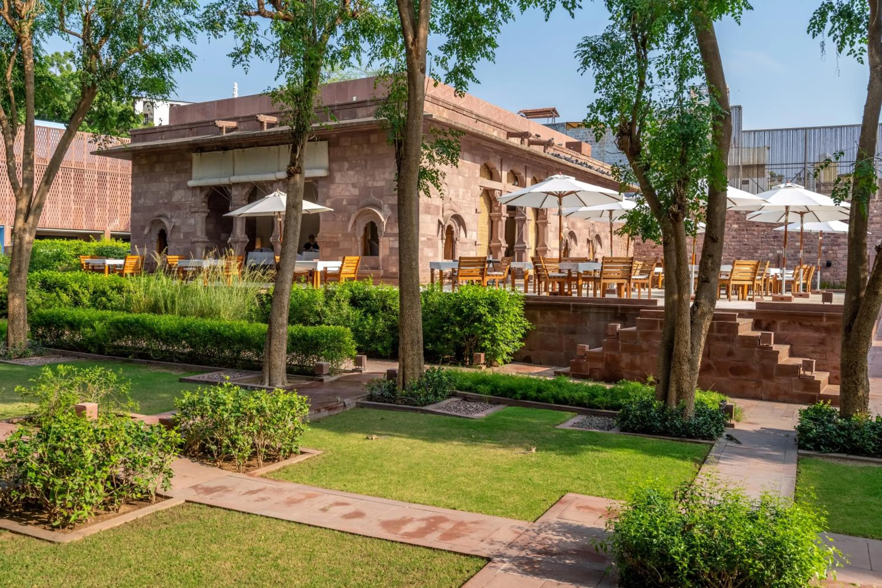 Restaurant/places to eat in RAAS Jodhpur