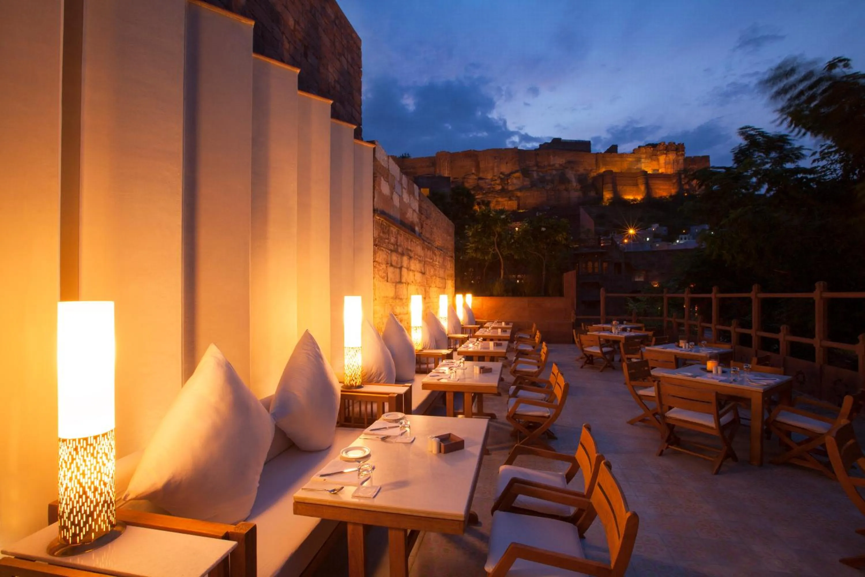 Restaurant/places to eat in RAAS Jodhpur