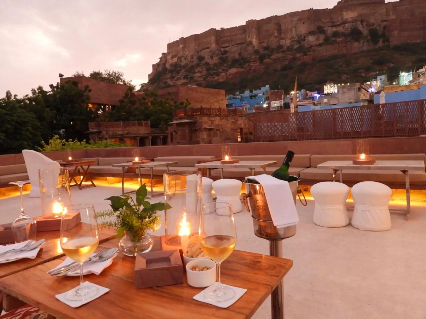 Lounge or bar in RAAS Jodhpur