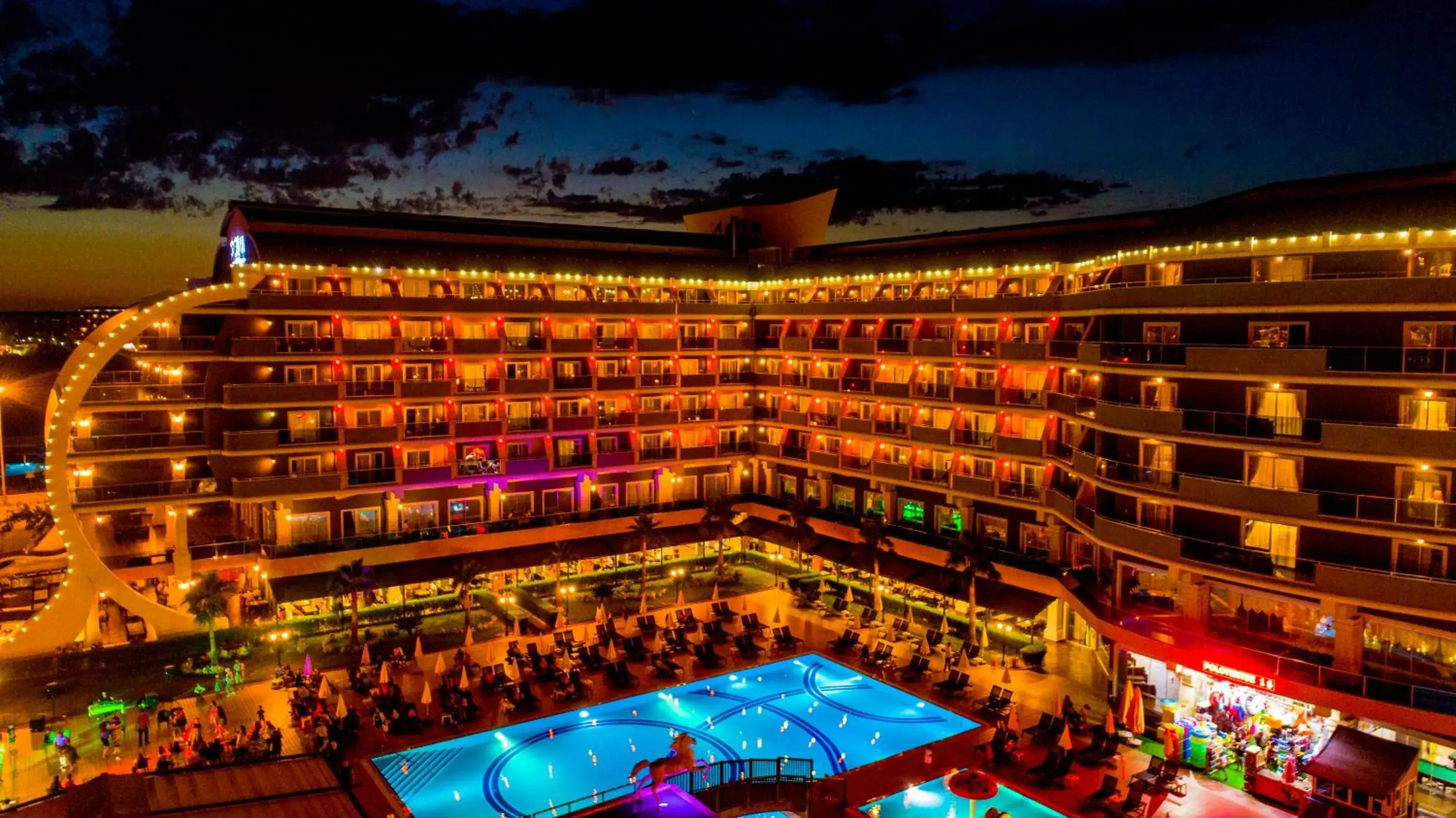 Night, Pool View in Senza The Inn Resort & Spa - Ultra All Inclusive