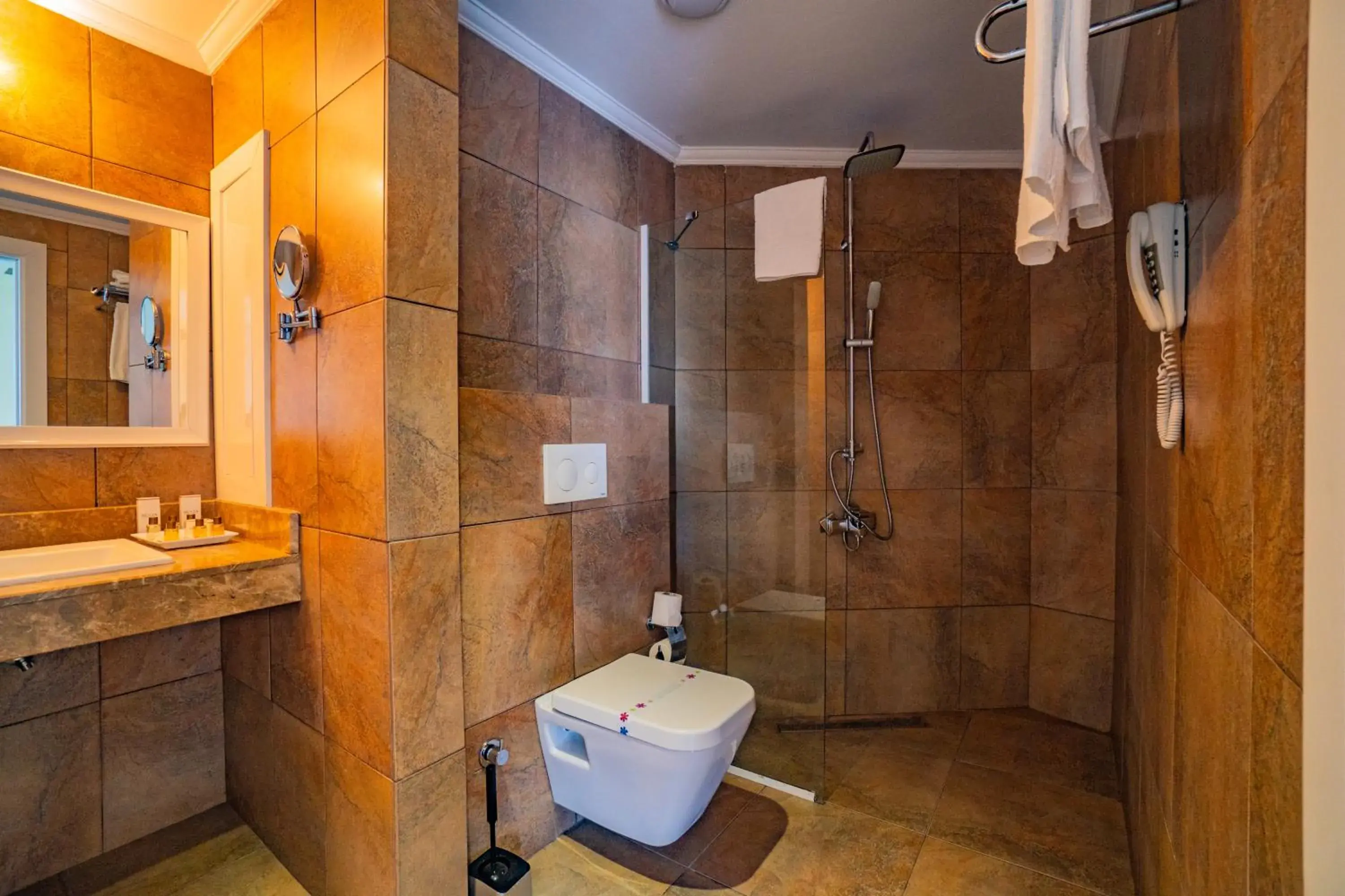 Toilet, Bathroom in Senza The Inn Resort & Spa - Ultra All Inclusive