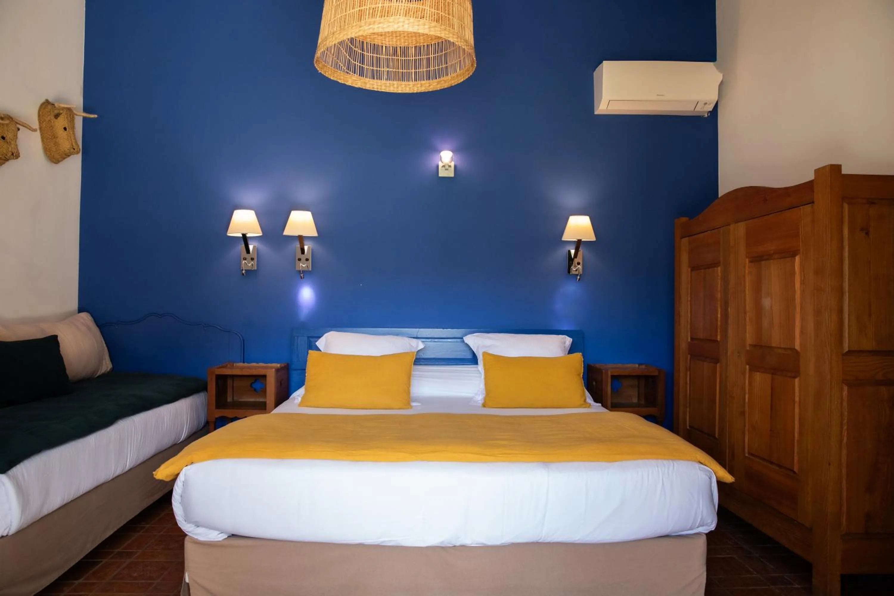 Bed in Oustau Camarguen Hôtel & Spa