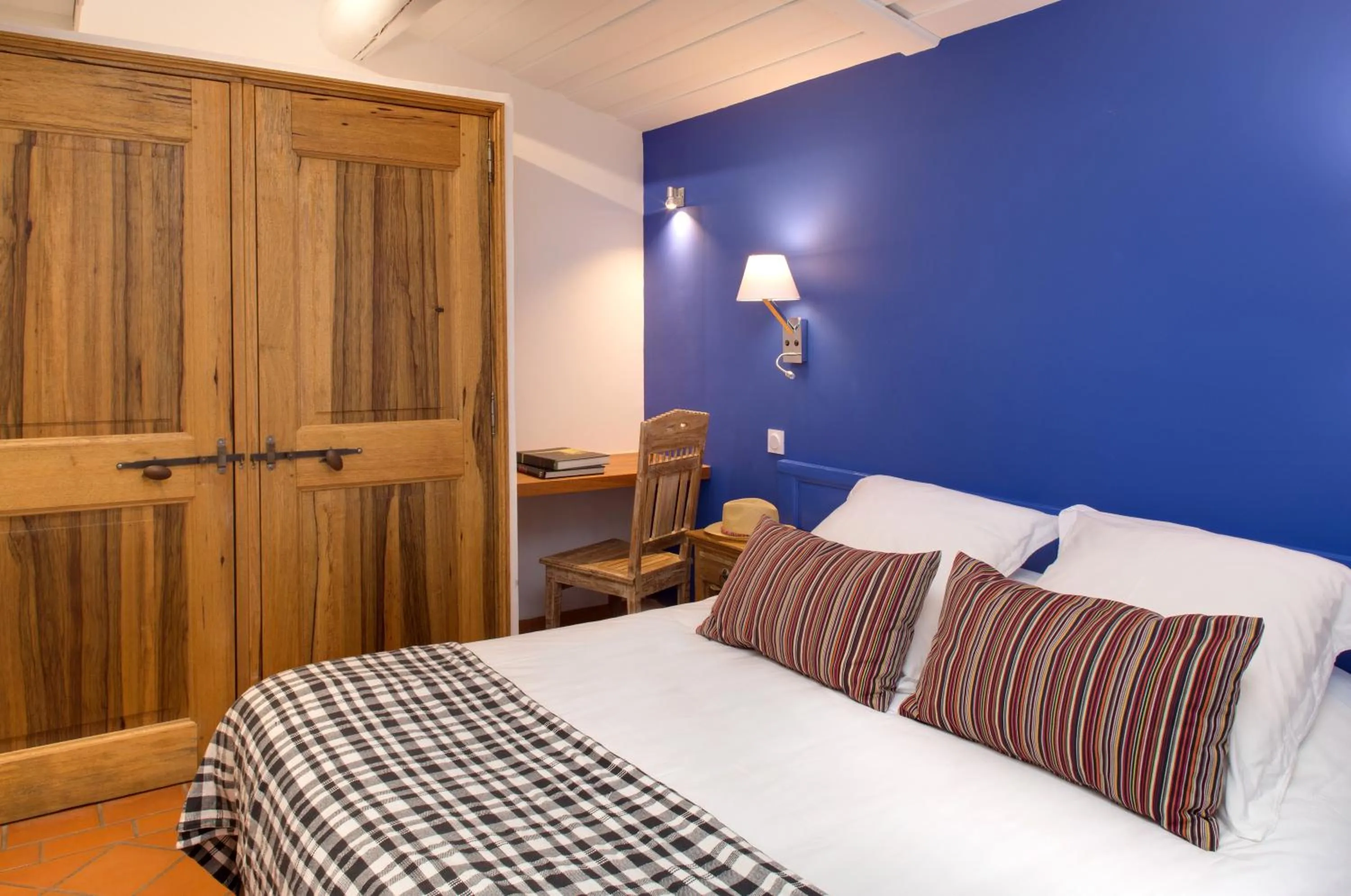 Bed in Oustau Camarguen Hôtel & Spa