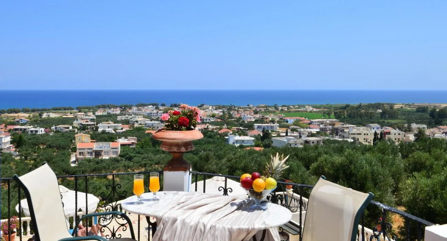 Balcony/Terrace in Antilia Apartments