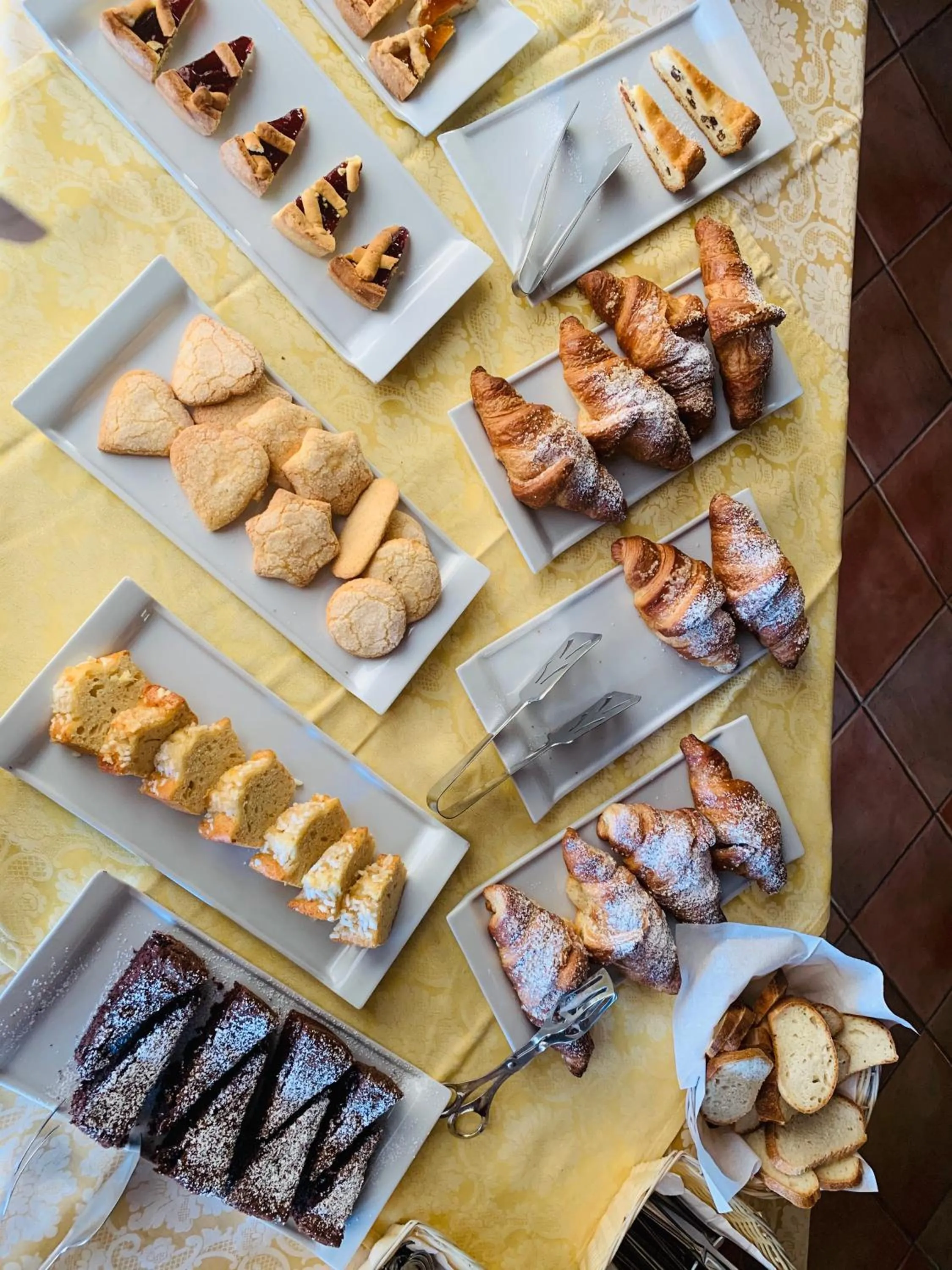 Breakfast in Hotel Janas