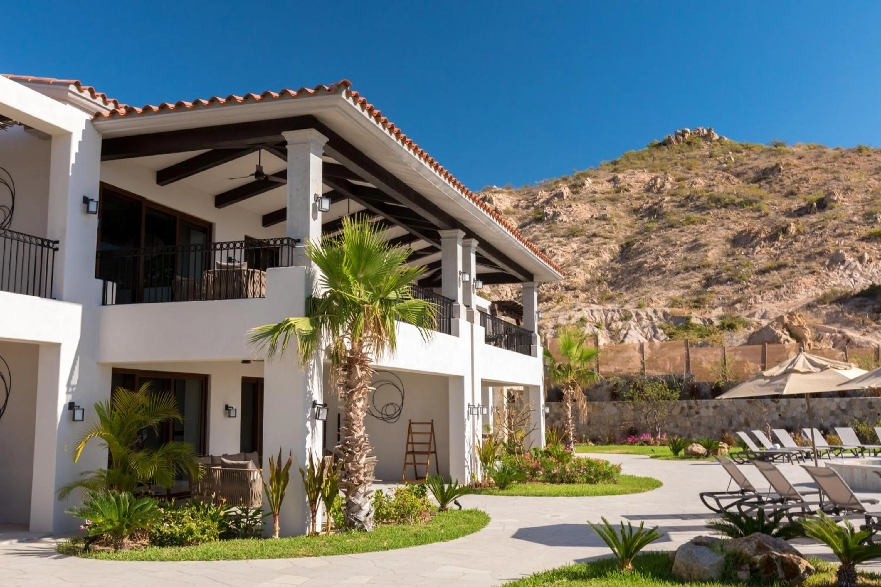 Property building in Live Aqua Private Residences Los Cabos
