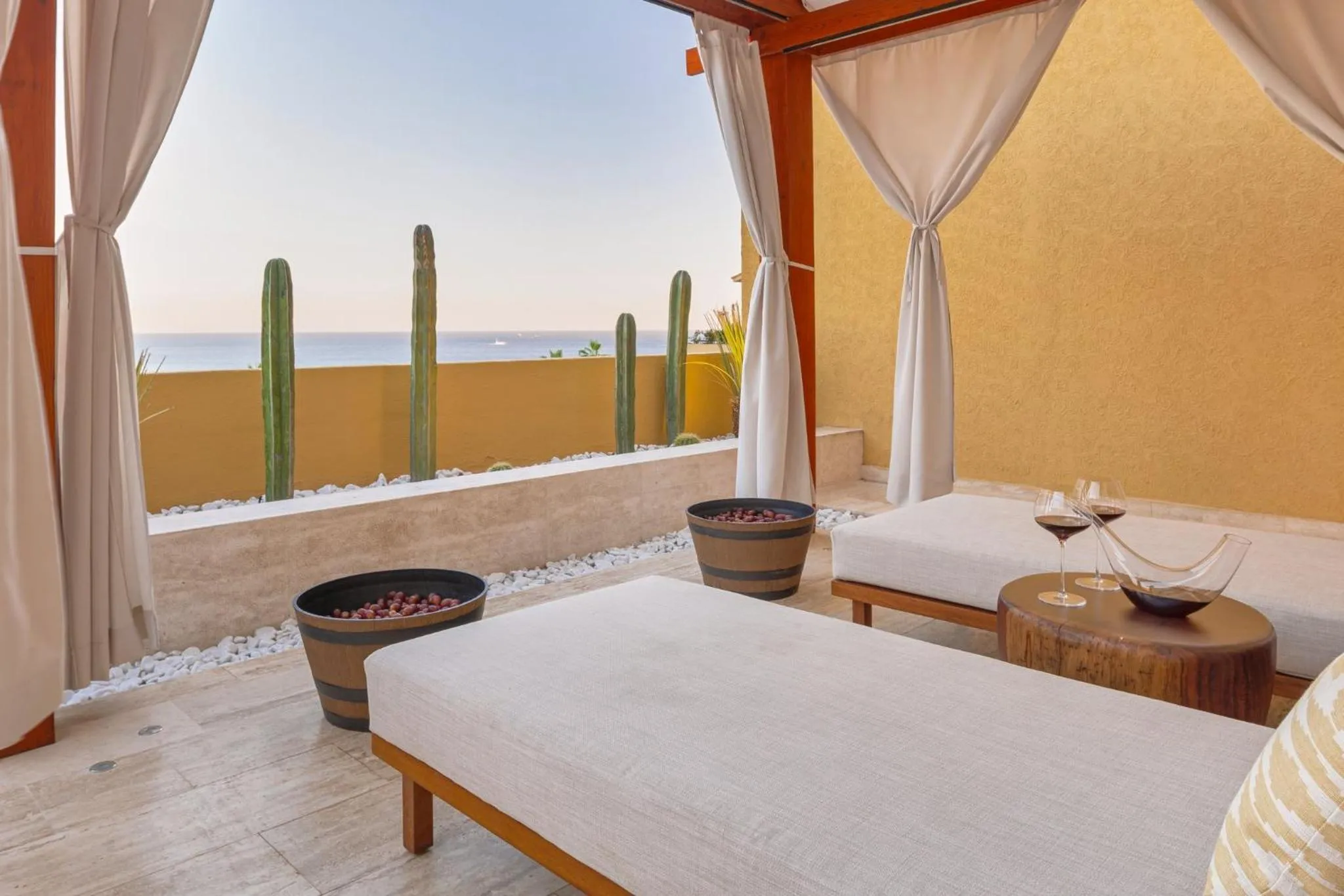 Spa and wellness centre/facilities, Bed in Live Aqua Private Residences Los Cabos