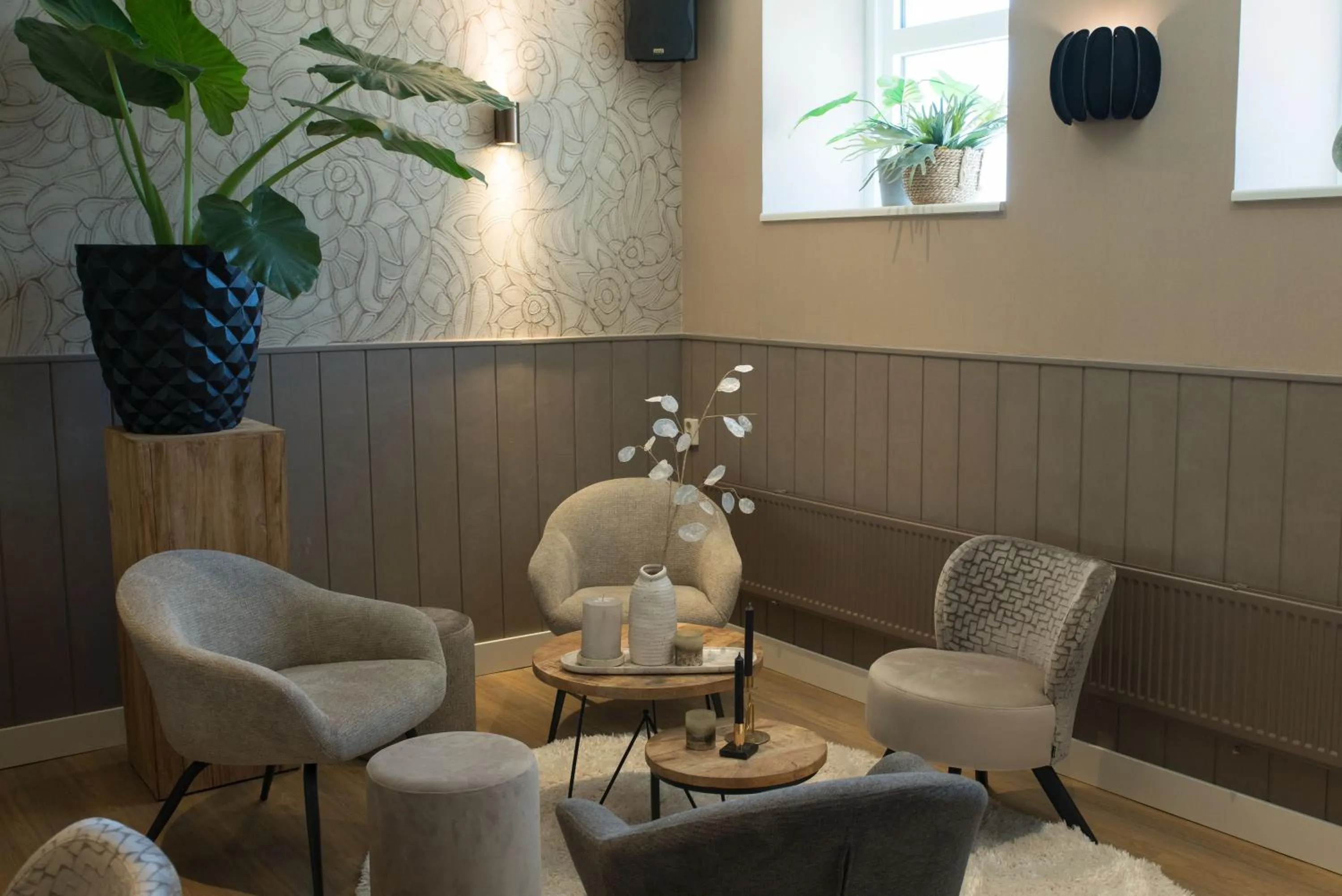 Seating area in The BLOOM