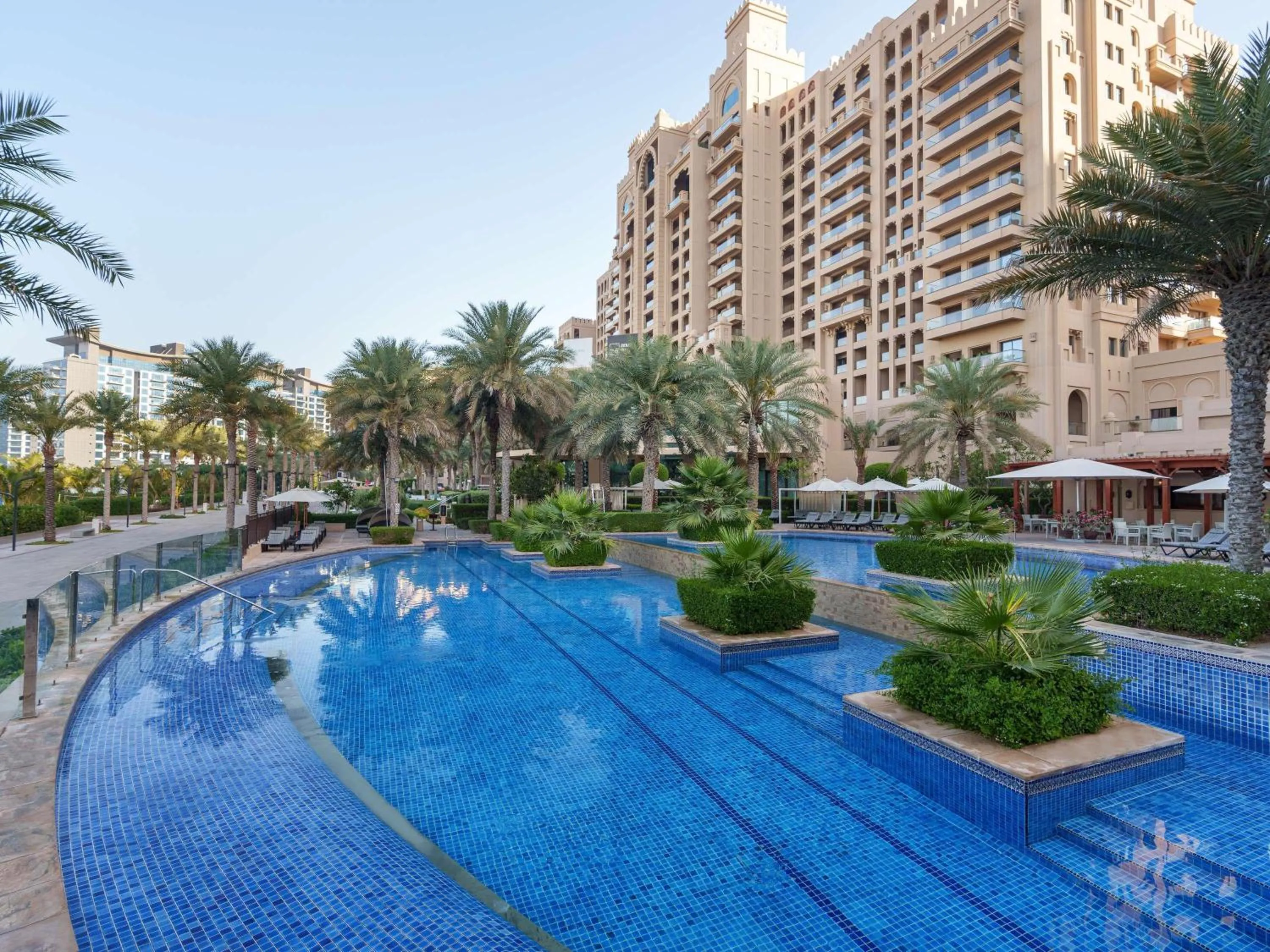 Pool view in Fairmont The Palm