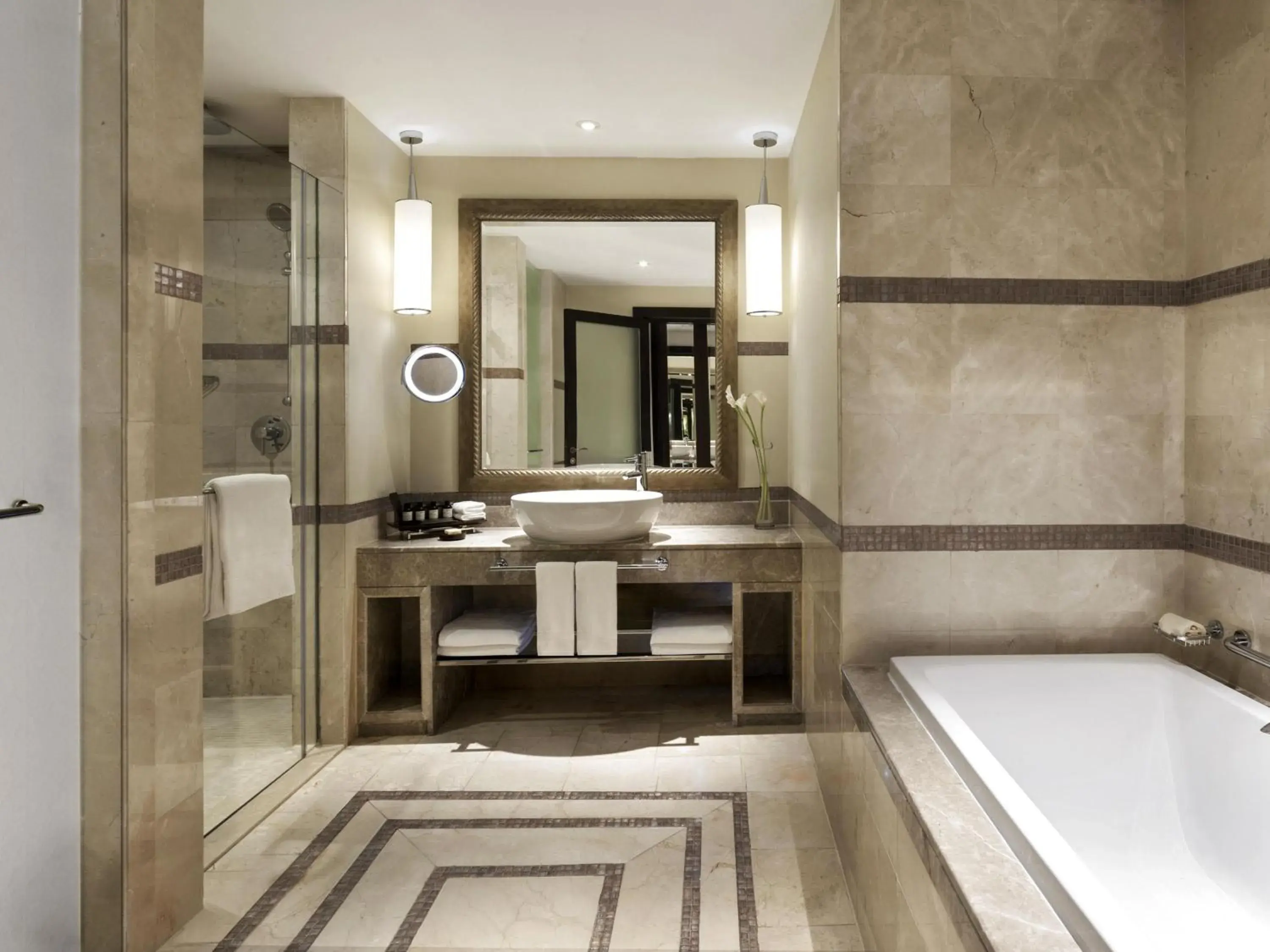 Fairmont Gold Heritage Double Queen Room with Lounge Access in Fairmont The Palm Fairmont Gold Heritage Double Queen Room with Lounge Access in Fairmont The Palm