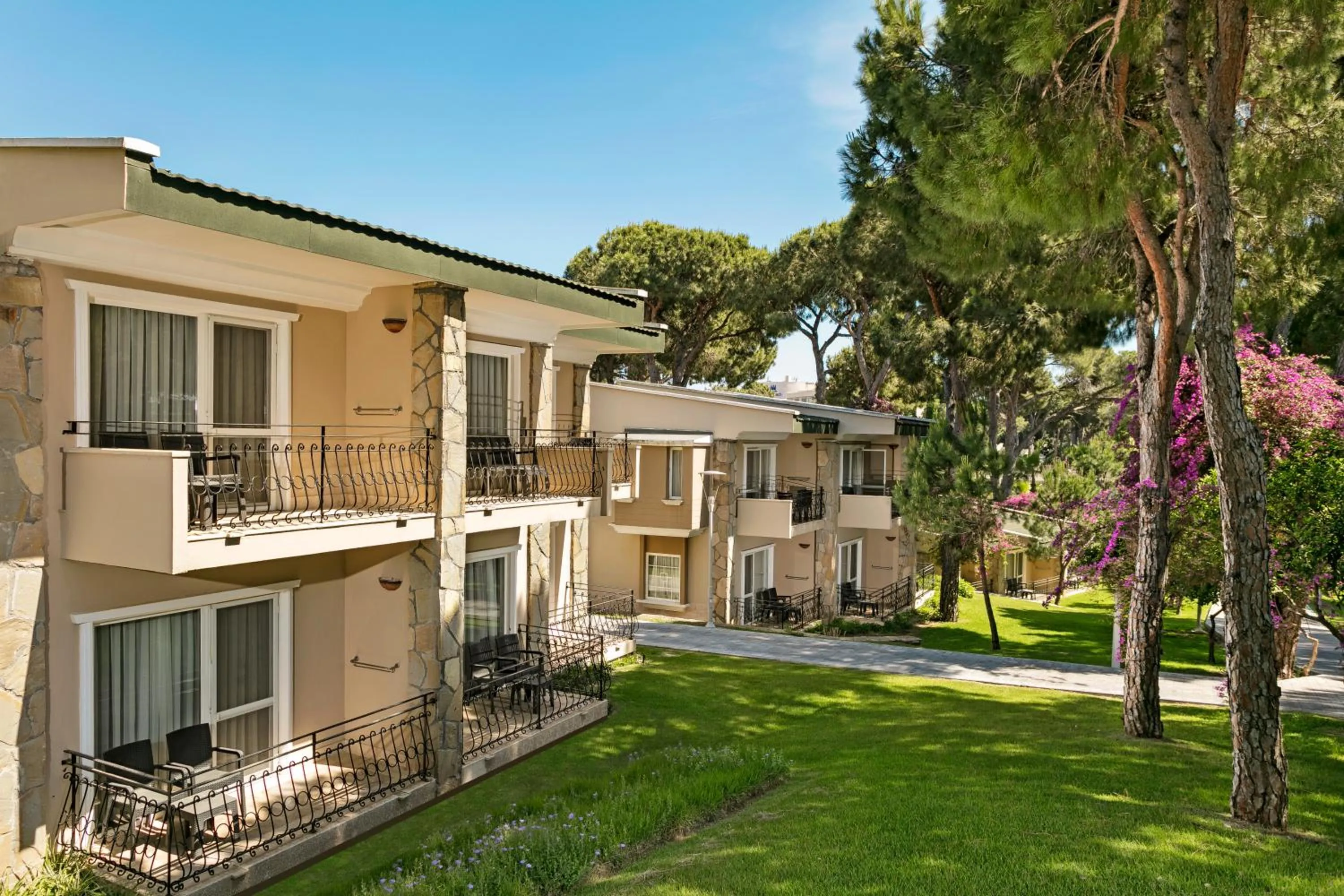 Garden in Pine Beach Belek