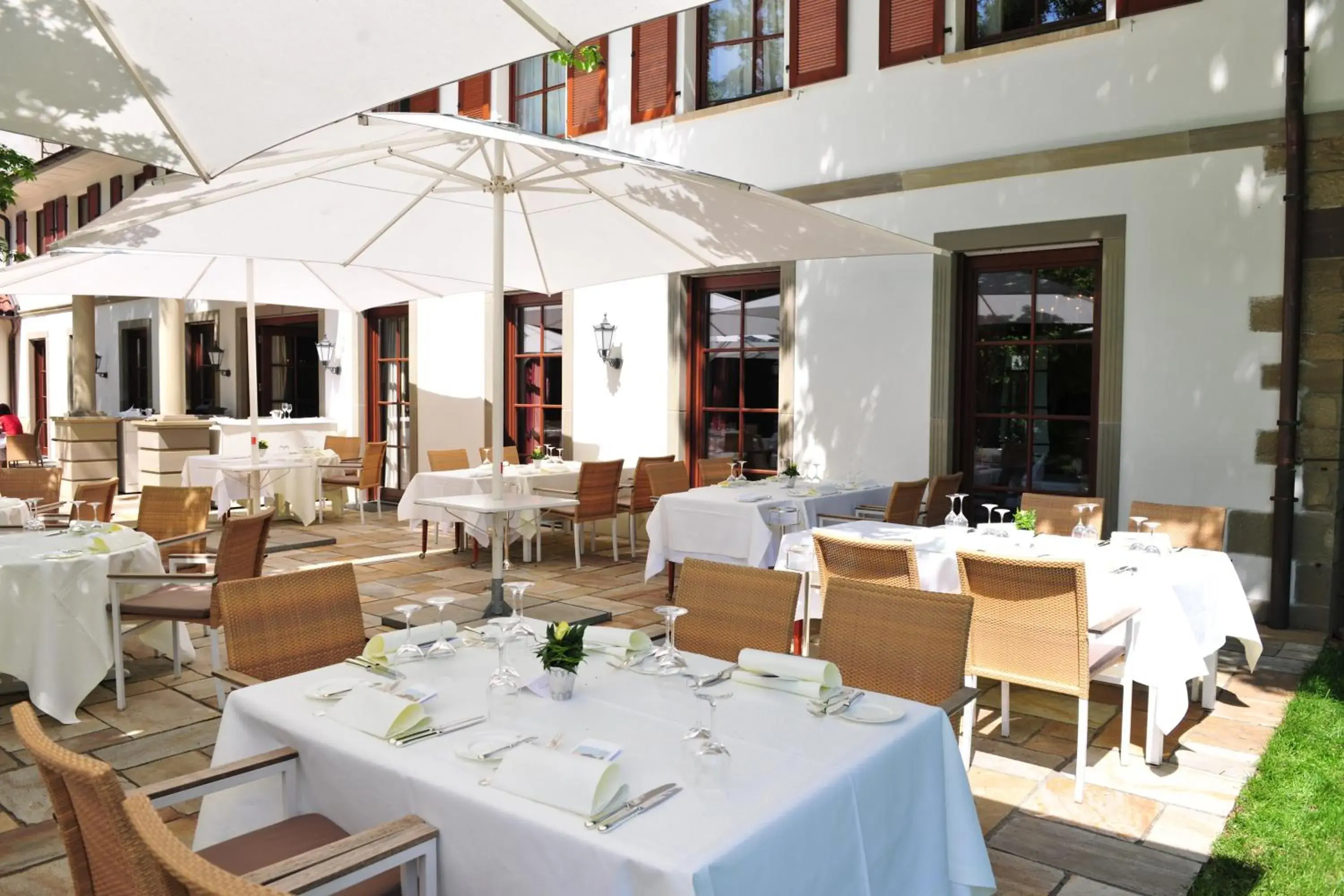 Restaurant/places to eat in Wald & Schlosshotel Friedrichsruhe Restaurant/places to eat in Wald & Schlosshotel Friedrichsruhe