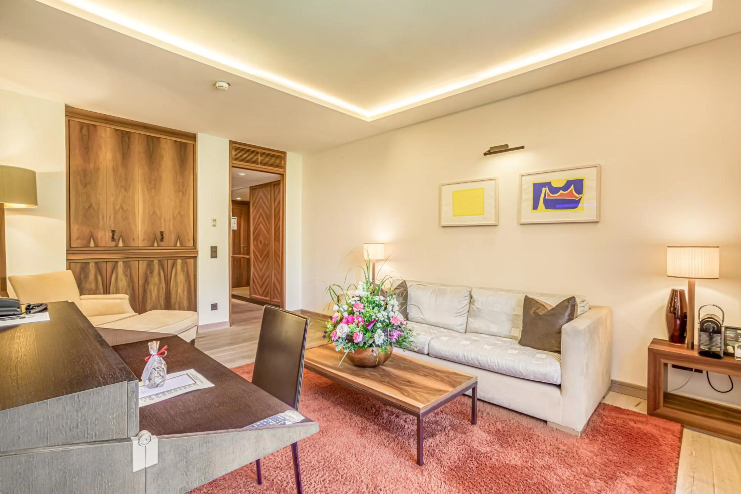 Seating area in Wald & Schlosshotel Friedrichsruhe