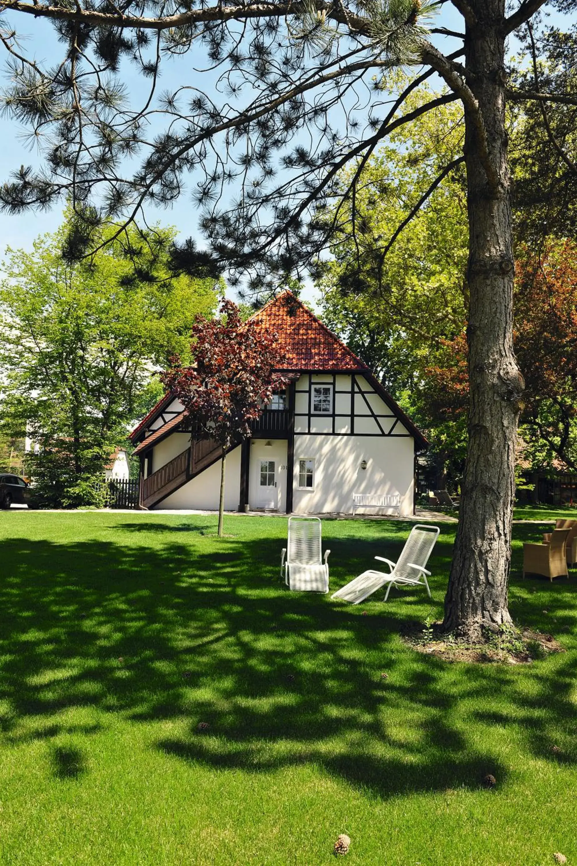 Property building in Wald & Schlosshotel Friedrichsruhe Property building in Wald & Schlosshotel Friedrichsruhe