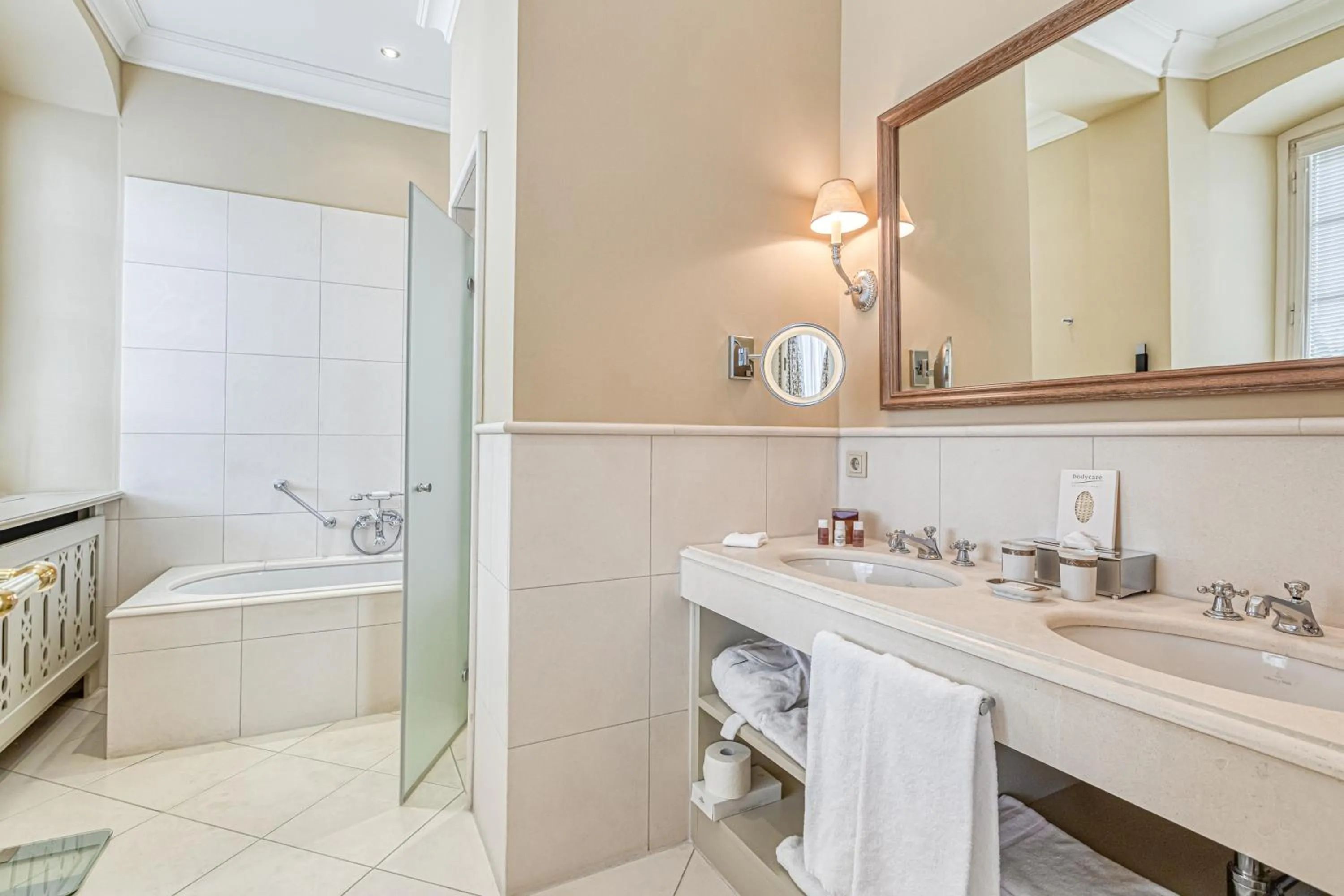 Bathroom in Wald & Schlosshotel Friedrichsruhe