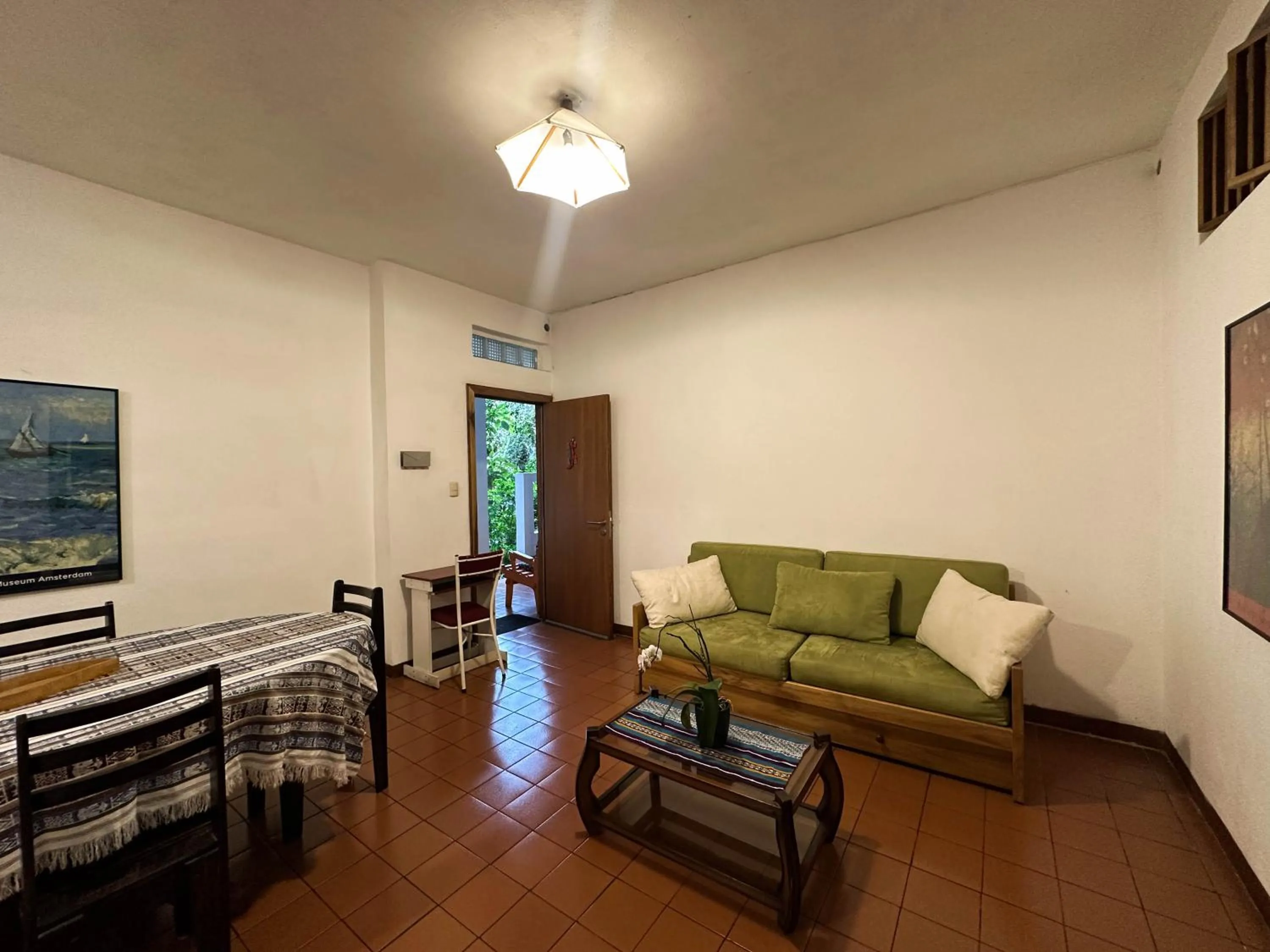 Living room in Apartamentos Otorongo Cuenca Ecuador