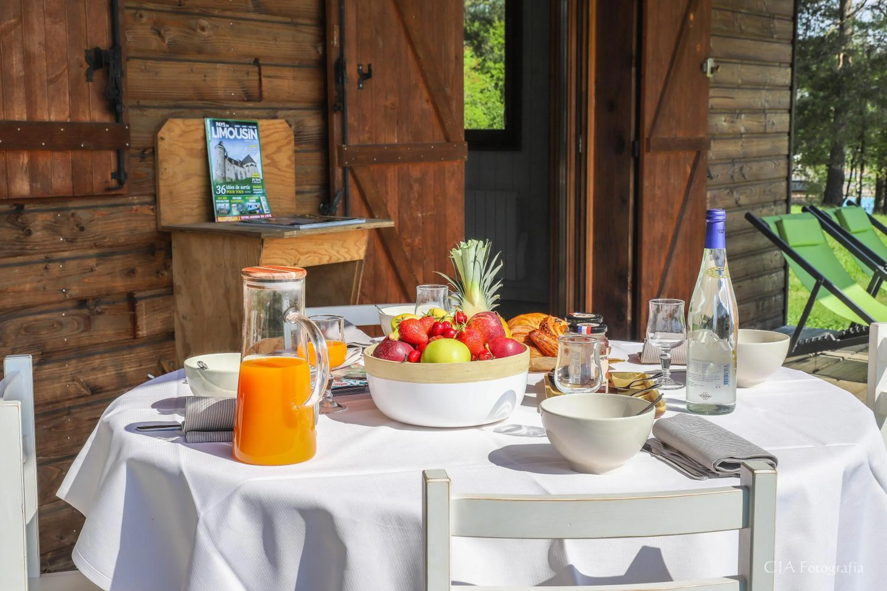 Breakfast in Vacancéole - Le Domaine des Monédières