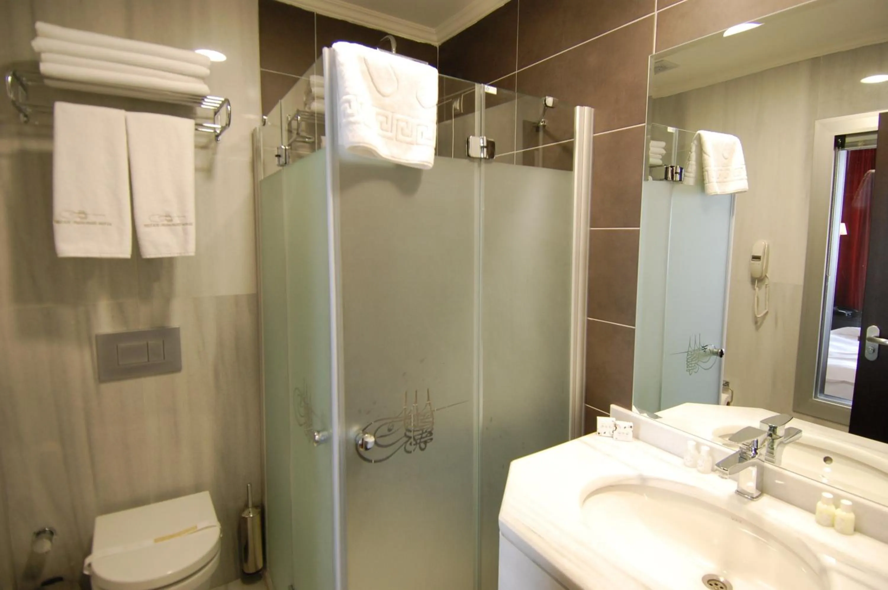 Bathroom in Sultan Mehmed Hotel