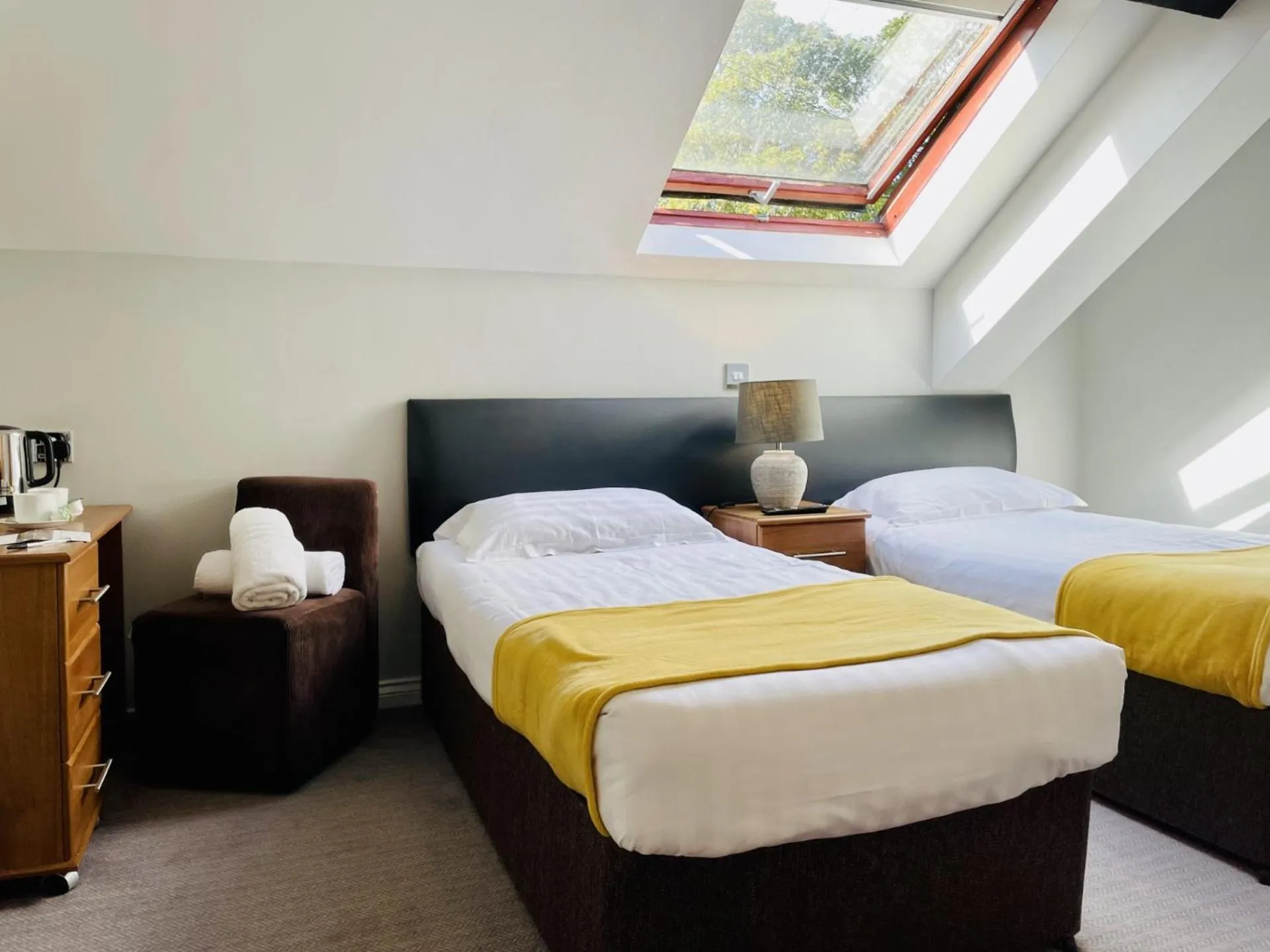 Bed in The Diamond Inn