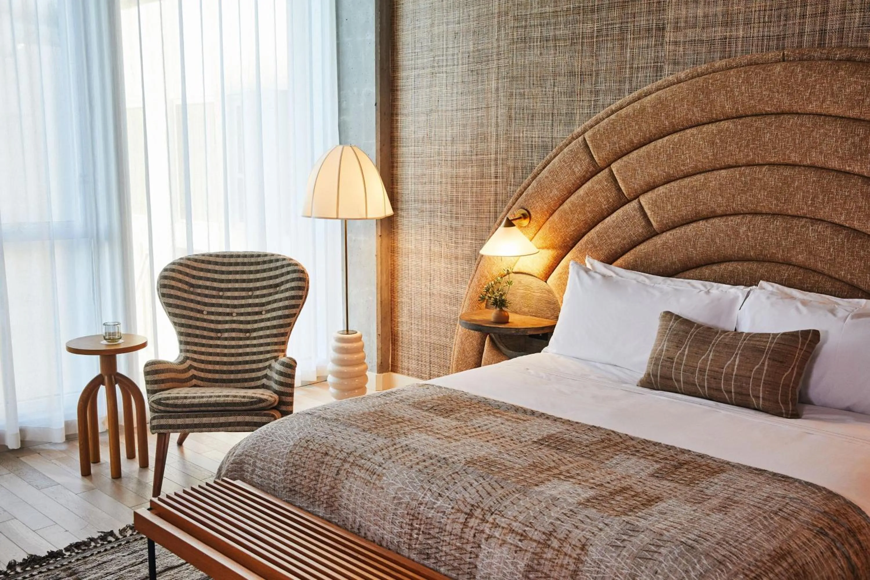 Bedroom, Bed in Santa Monica Proper Hotel, a Member of Design Hotels