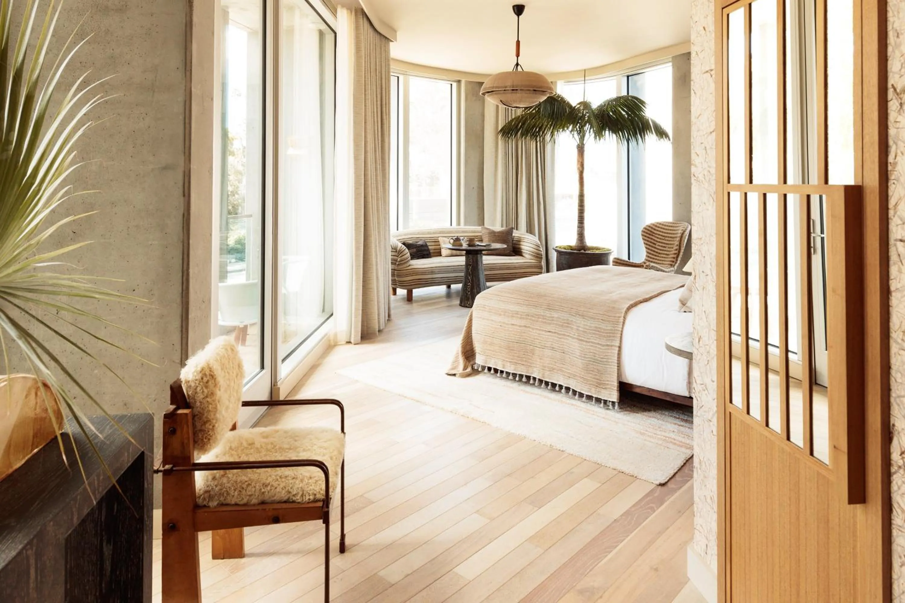 Photo of the whole room, Bed in Santa Monica Proper Hotel, a Member of Design Hotels