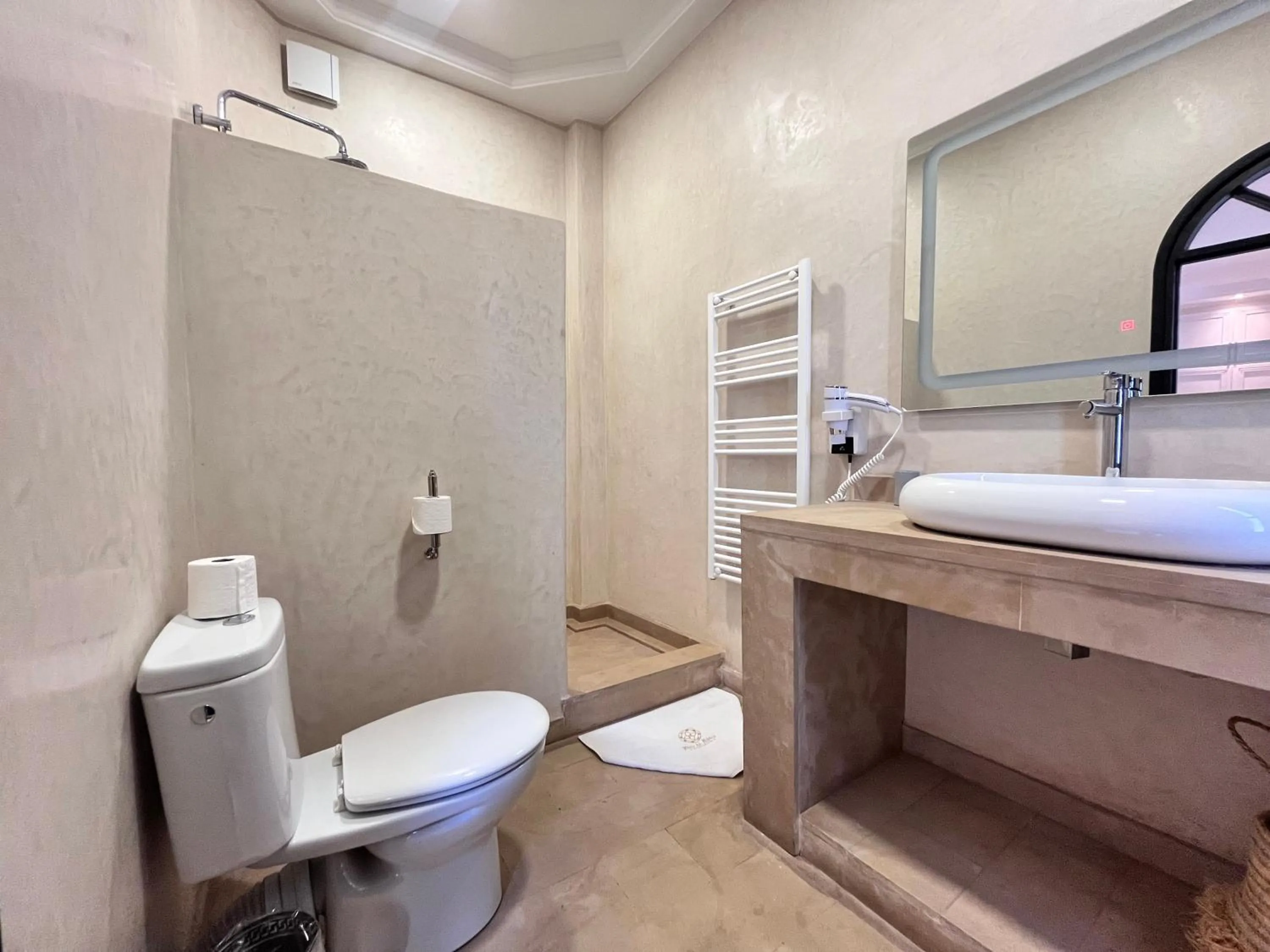 Bath in Riad Al Rimal & Spa