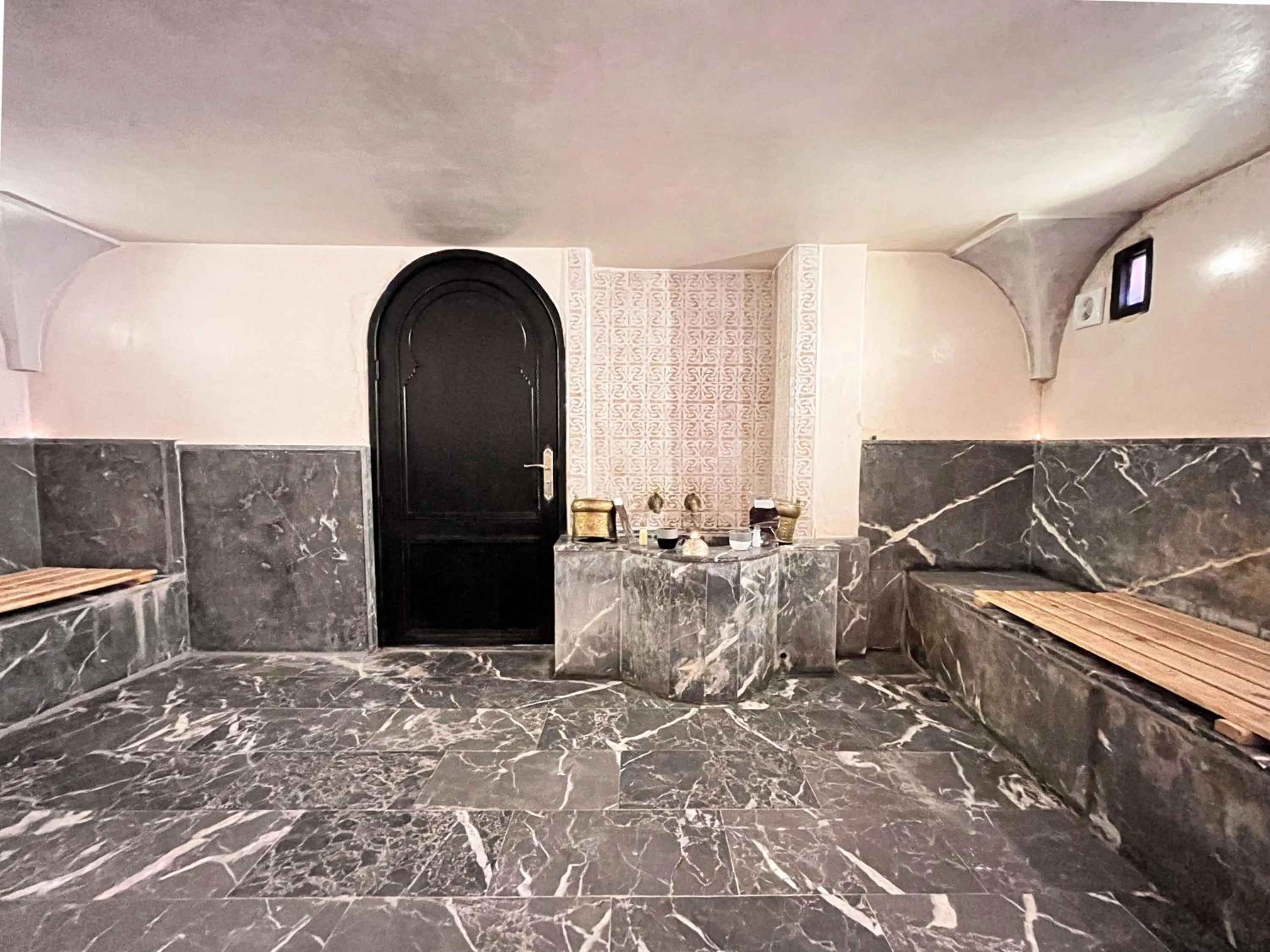 Spa and wellness centre/facilities in Riad Al Rimal & Spa