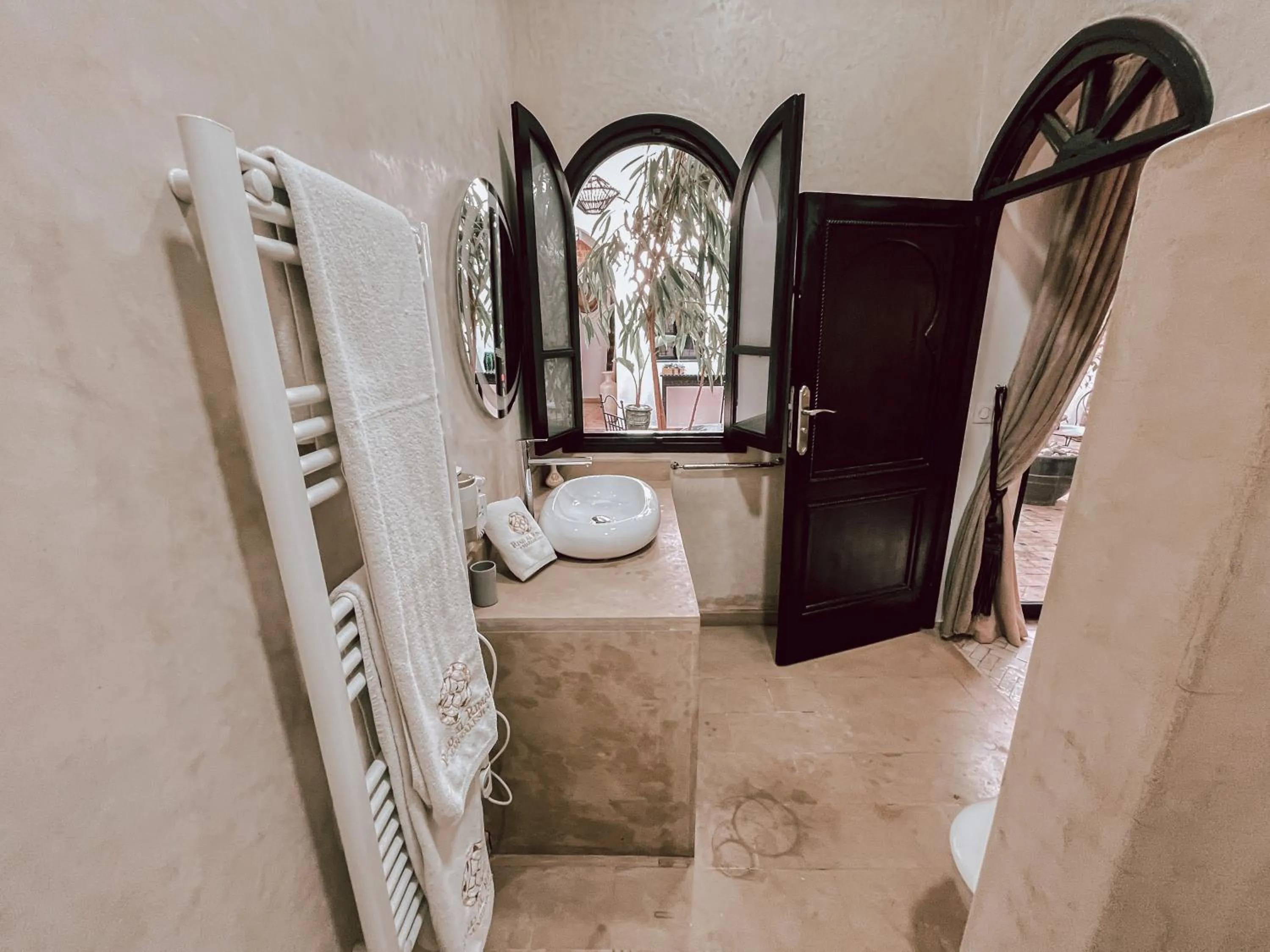 Bedroom in Riad Al Rimal & Spa