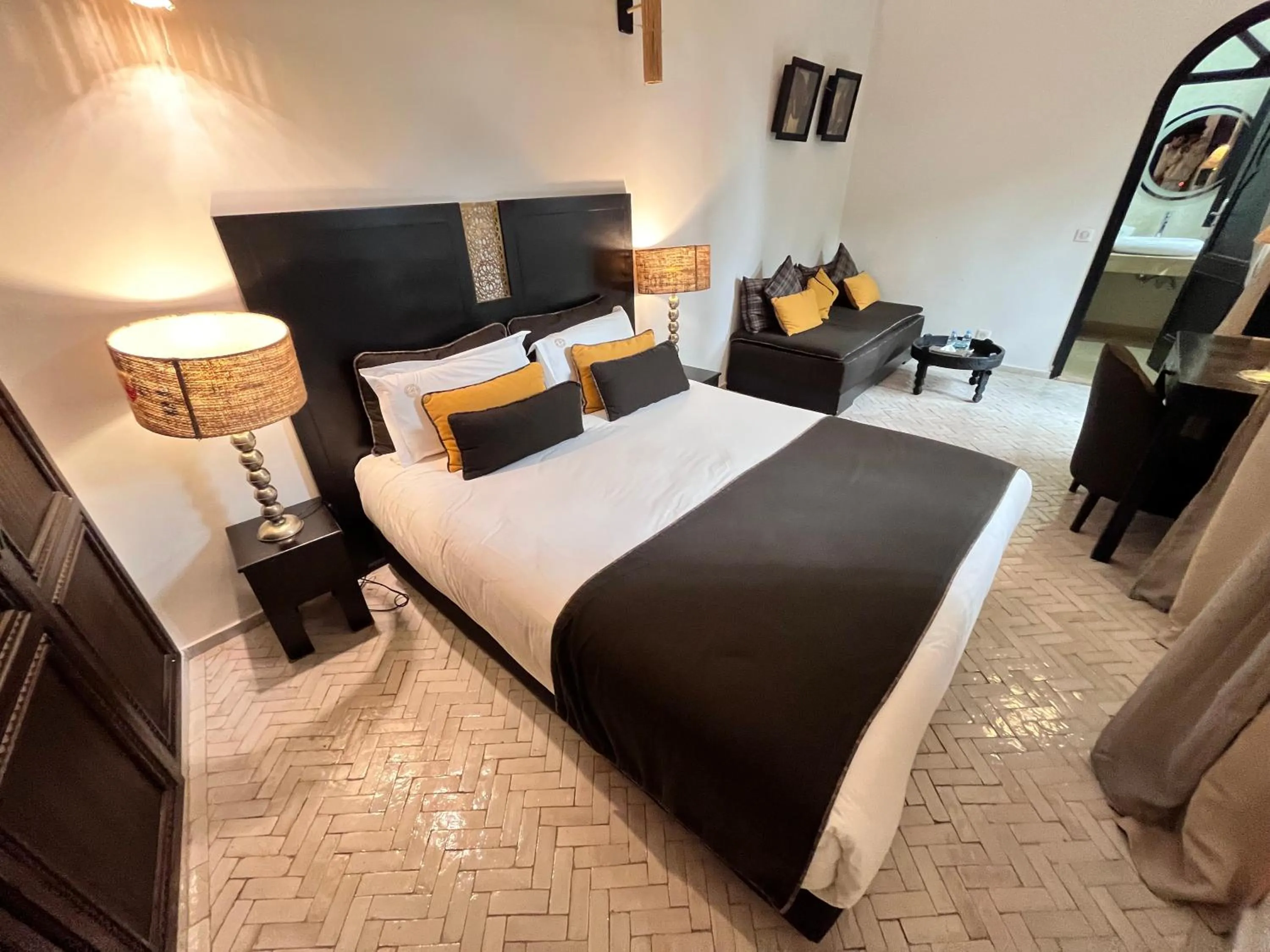 Bed in Riad Al Rimal & Spa