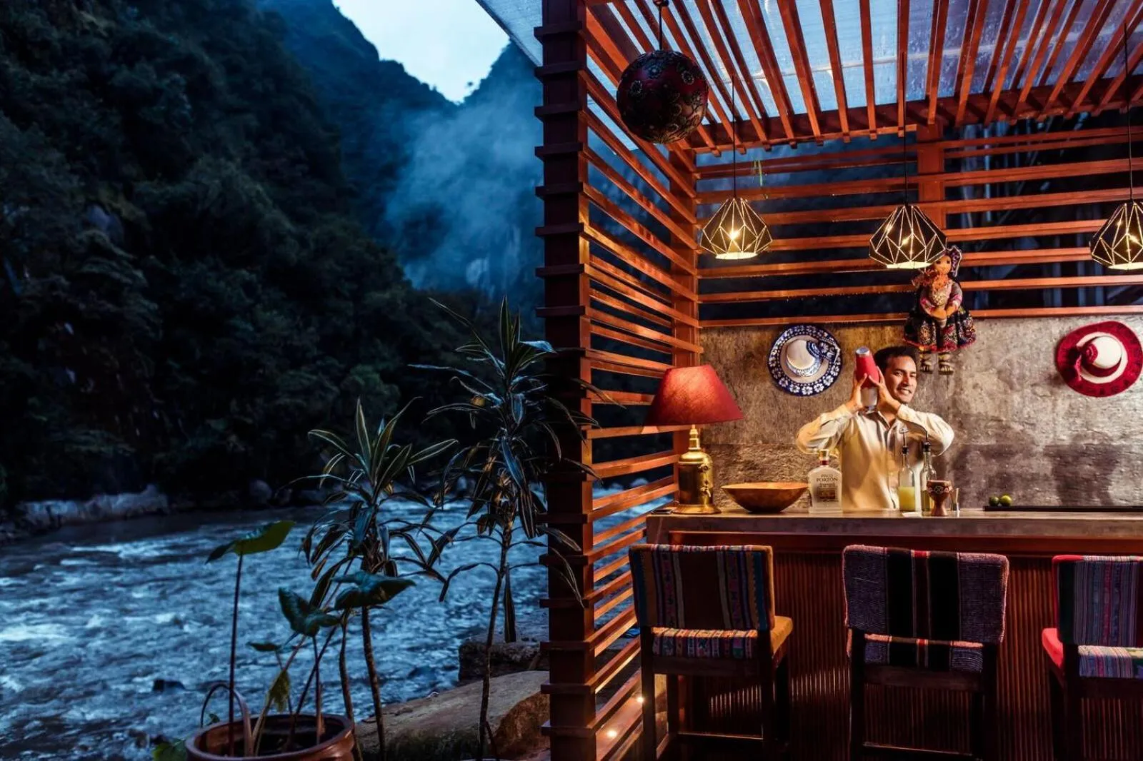 People in Casa del Sol Machupicchu