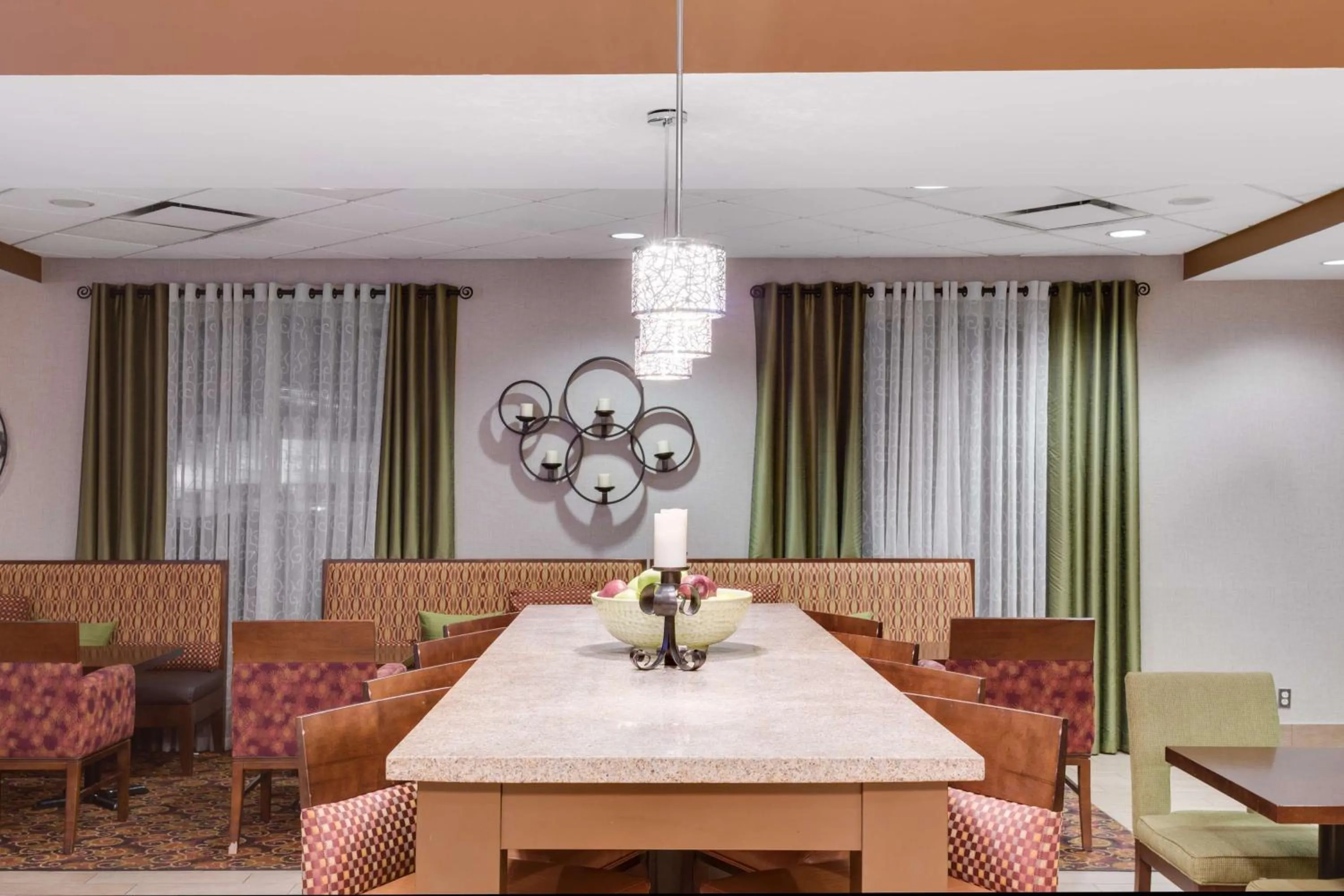 Lobby or reception in Hampton Inn Pittsburgh/West Mifflin