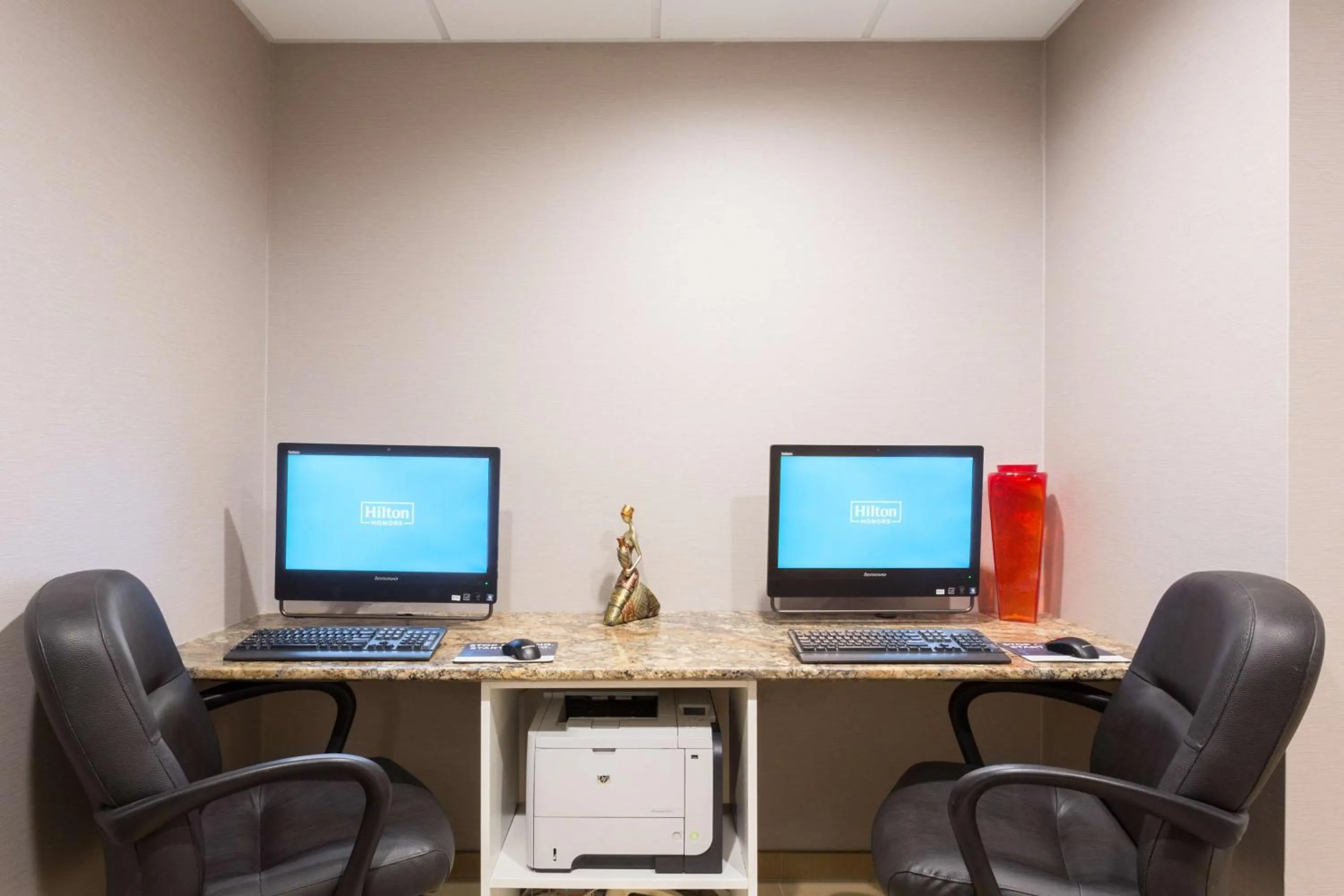 Business facilities in Hampton Inn Pittsburgh/West Mifflin