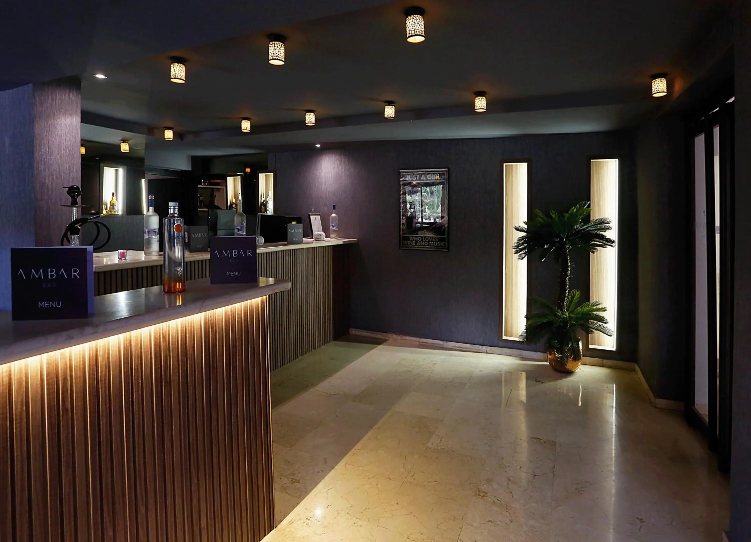 Lounge or bar in Rawabi Hotel Marrakech & Spa