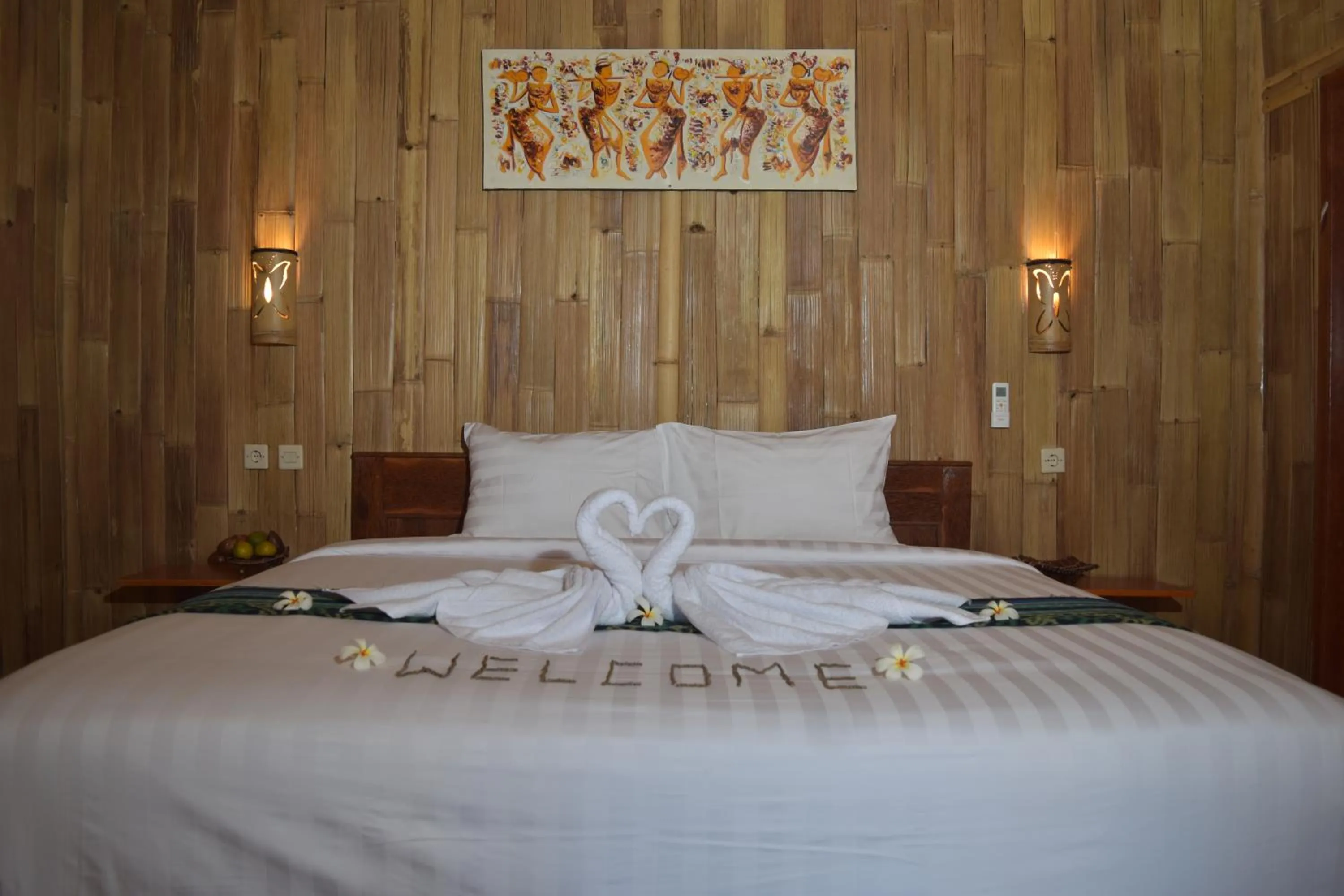 Bedroom, Bed in Menjangan Hill