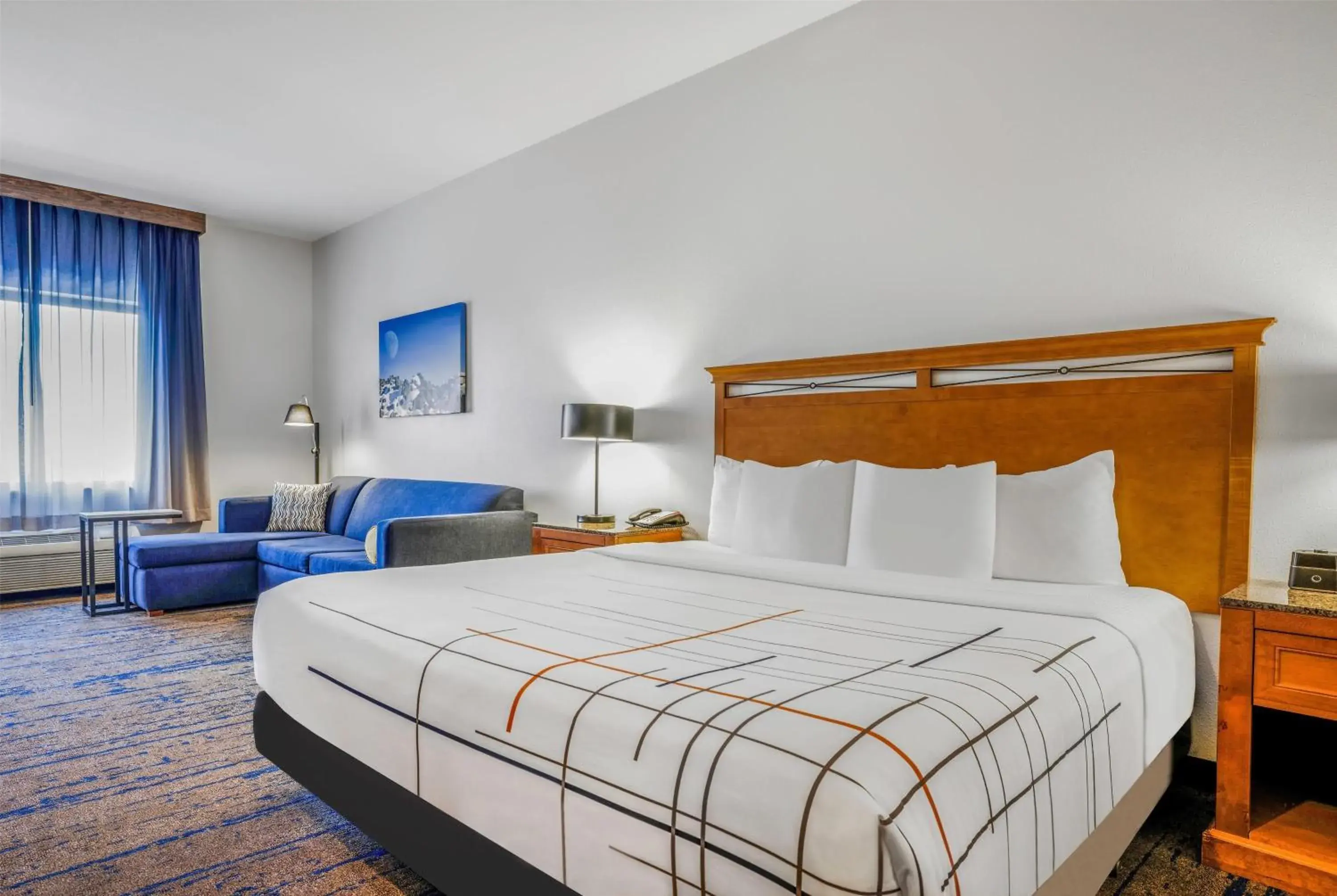 Photo of the whole room, Bed in La Quinta by Wyndham Twin Falls Photo of the whole room, Bed in La Quinta by Wyndham Twin Falls