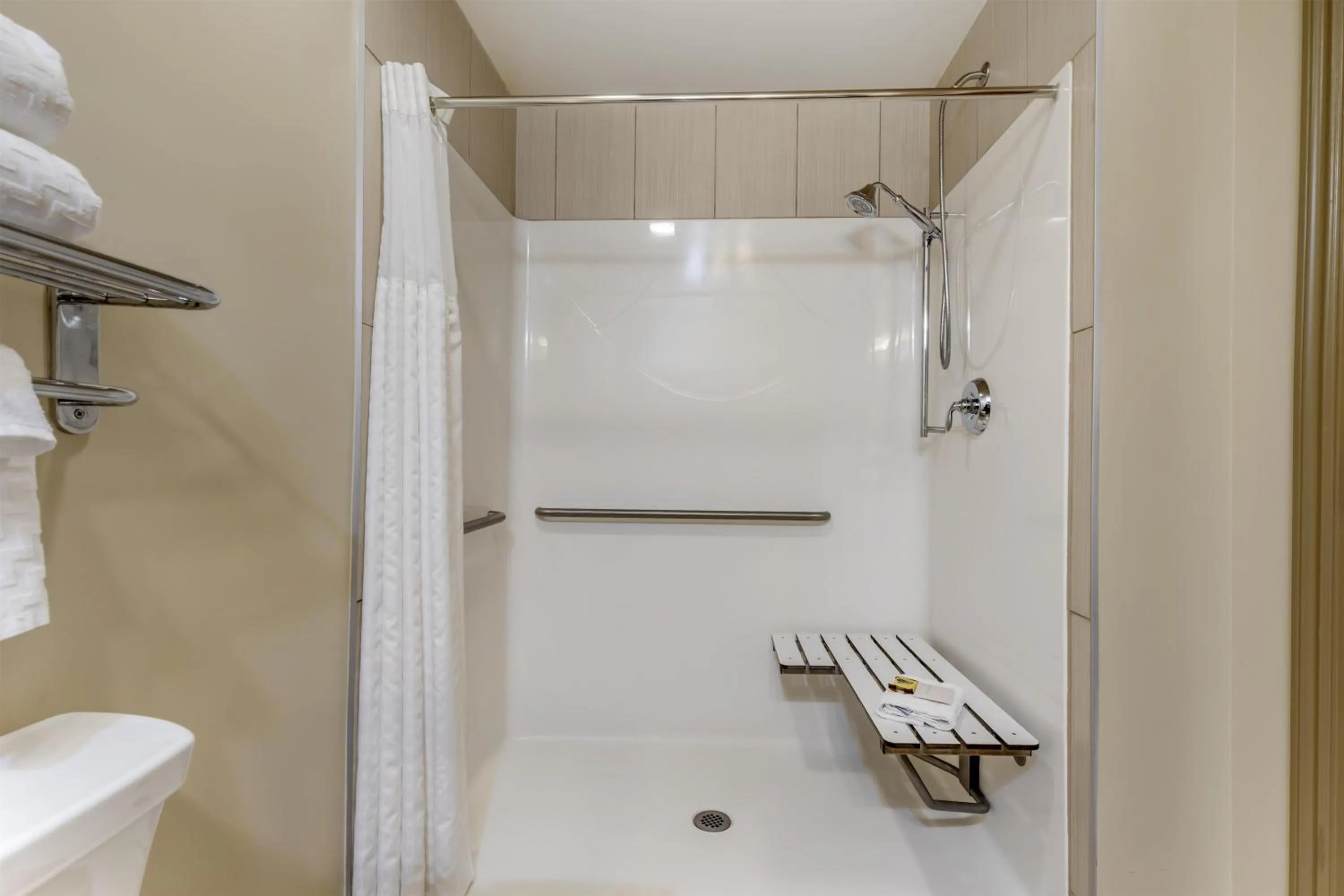 Bathroom in Best Western Plus Moose Jaw